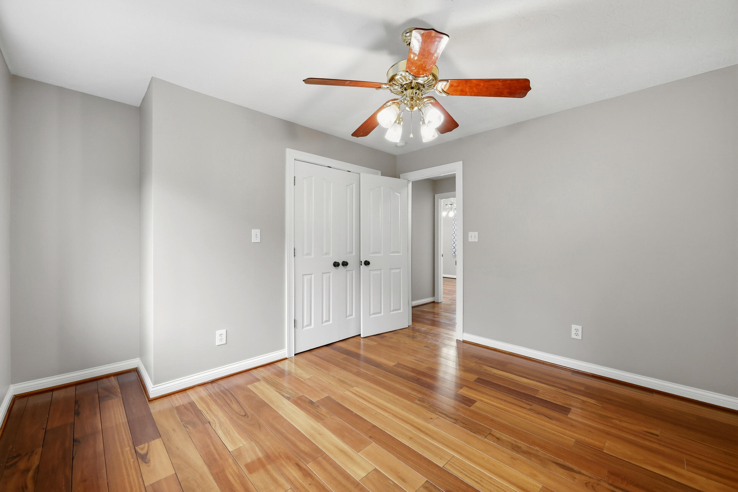 220 Sylvan Way Property Photo 33