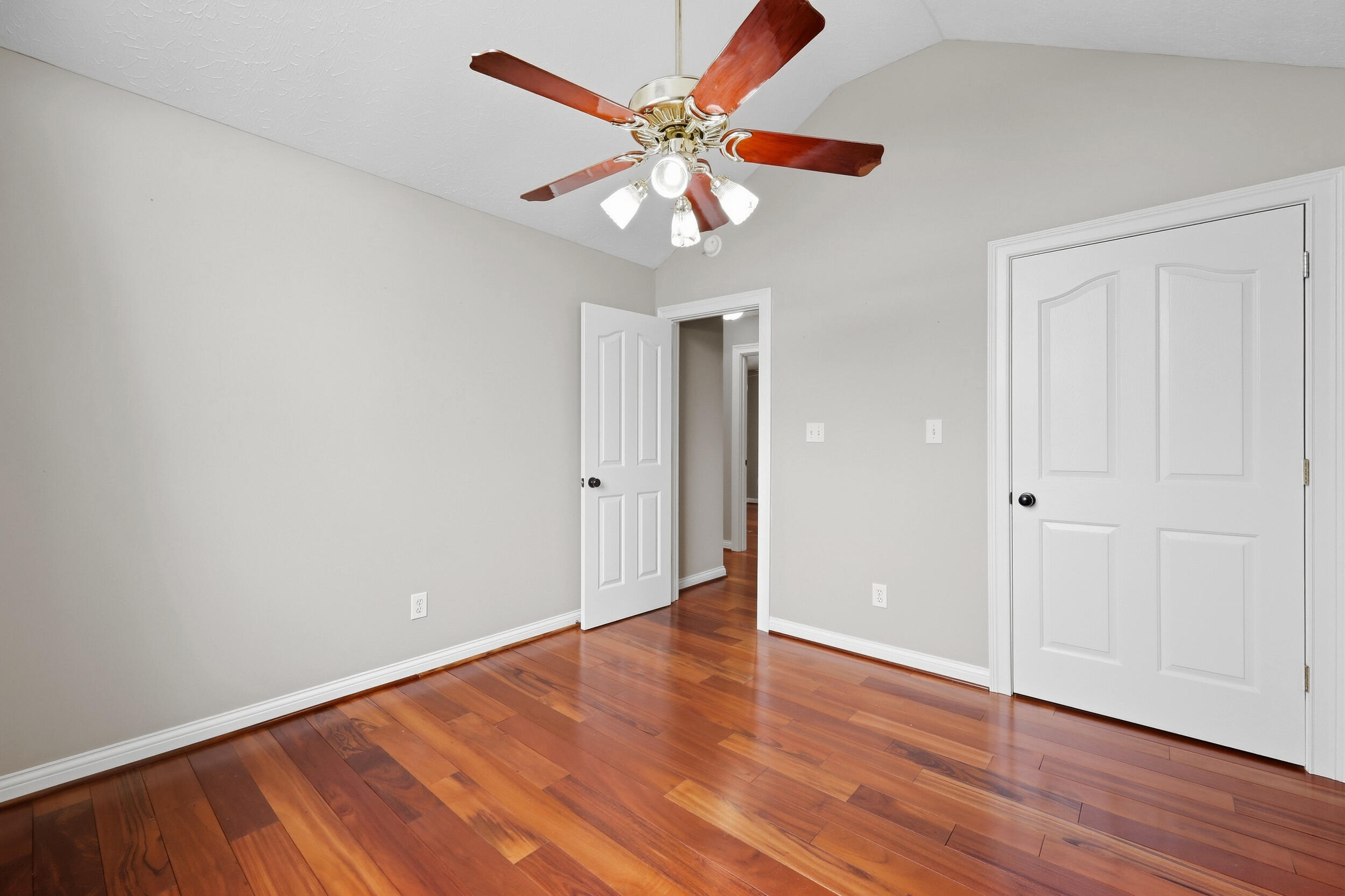 220 Sylvan Way Property Photo 34