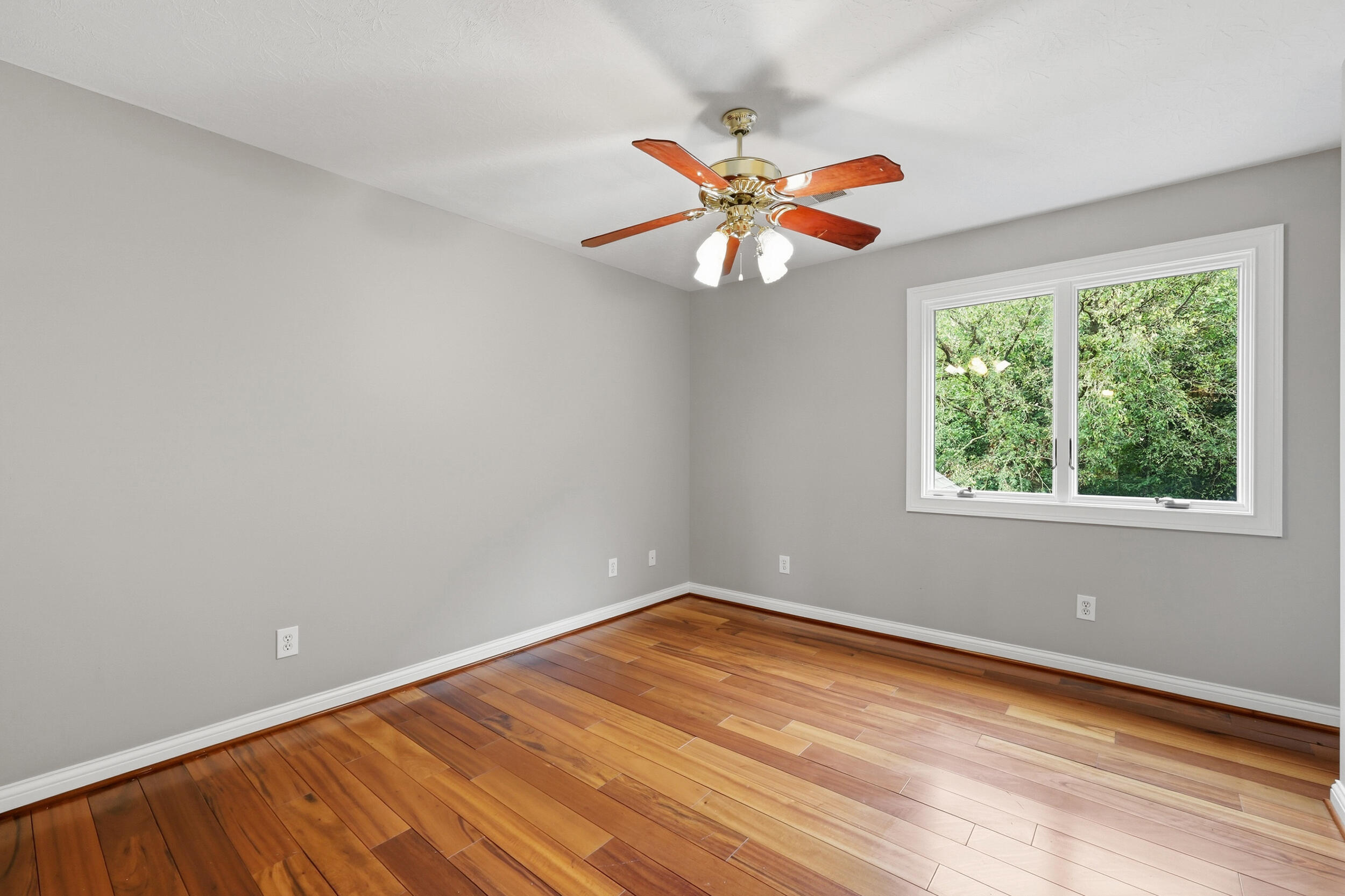 220 Sylvan Way Property Photo 35