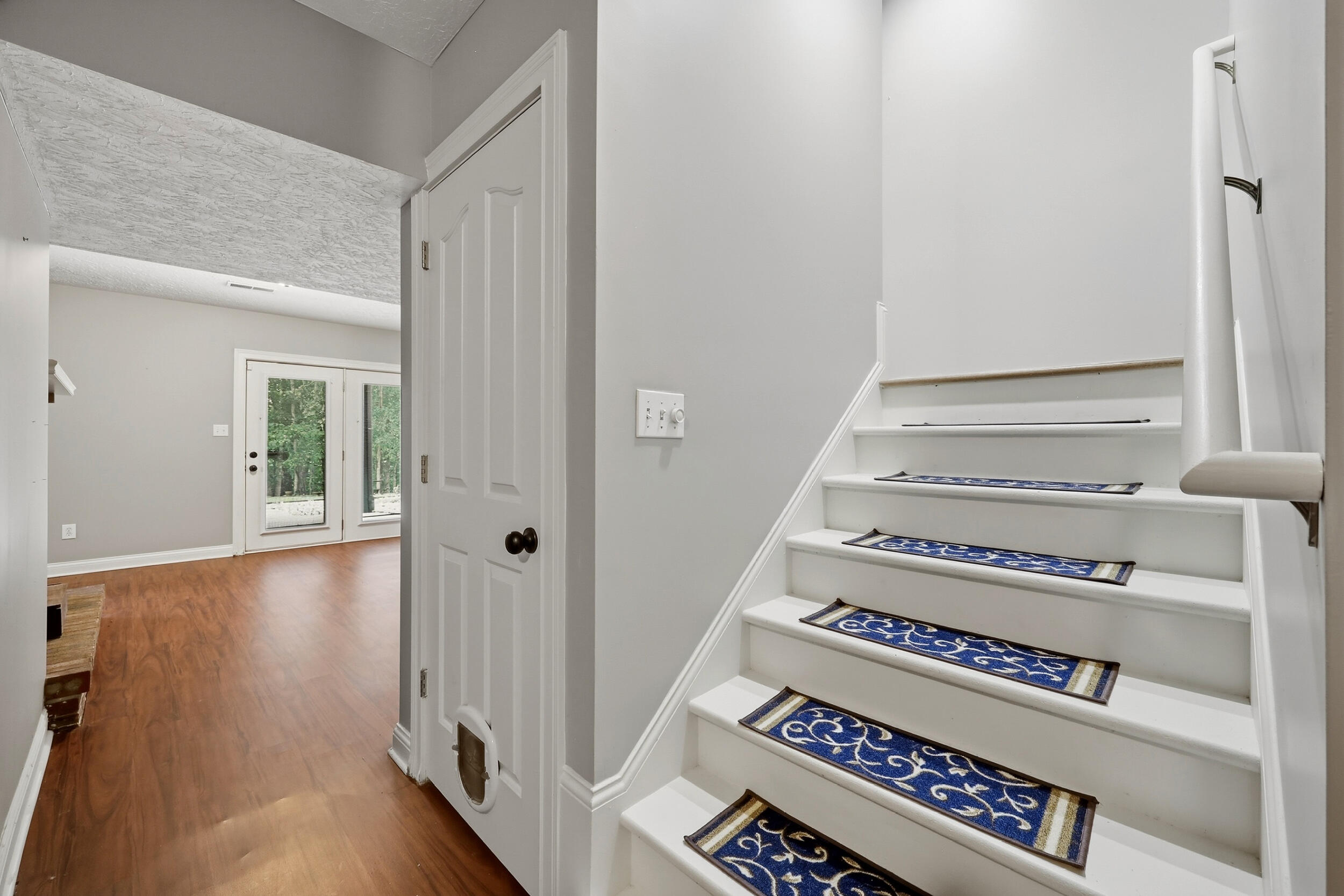220 Sylvan Way Property Photo 36