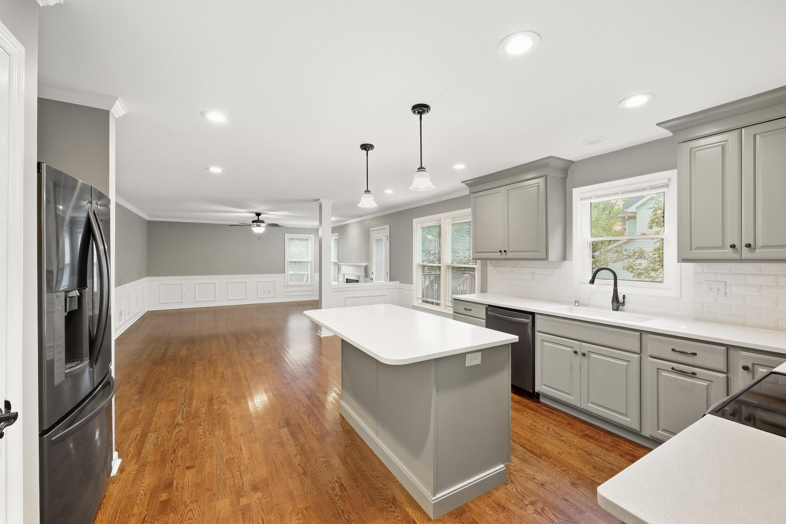 1076 Autumn Ridge Drive Property Photo 9
