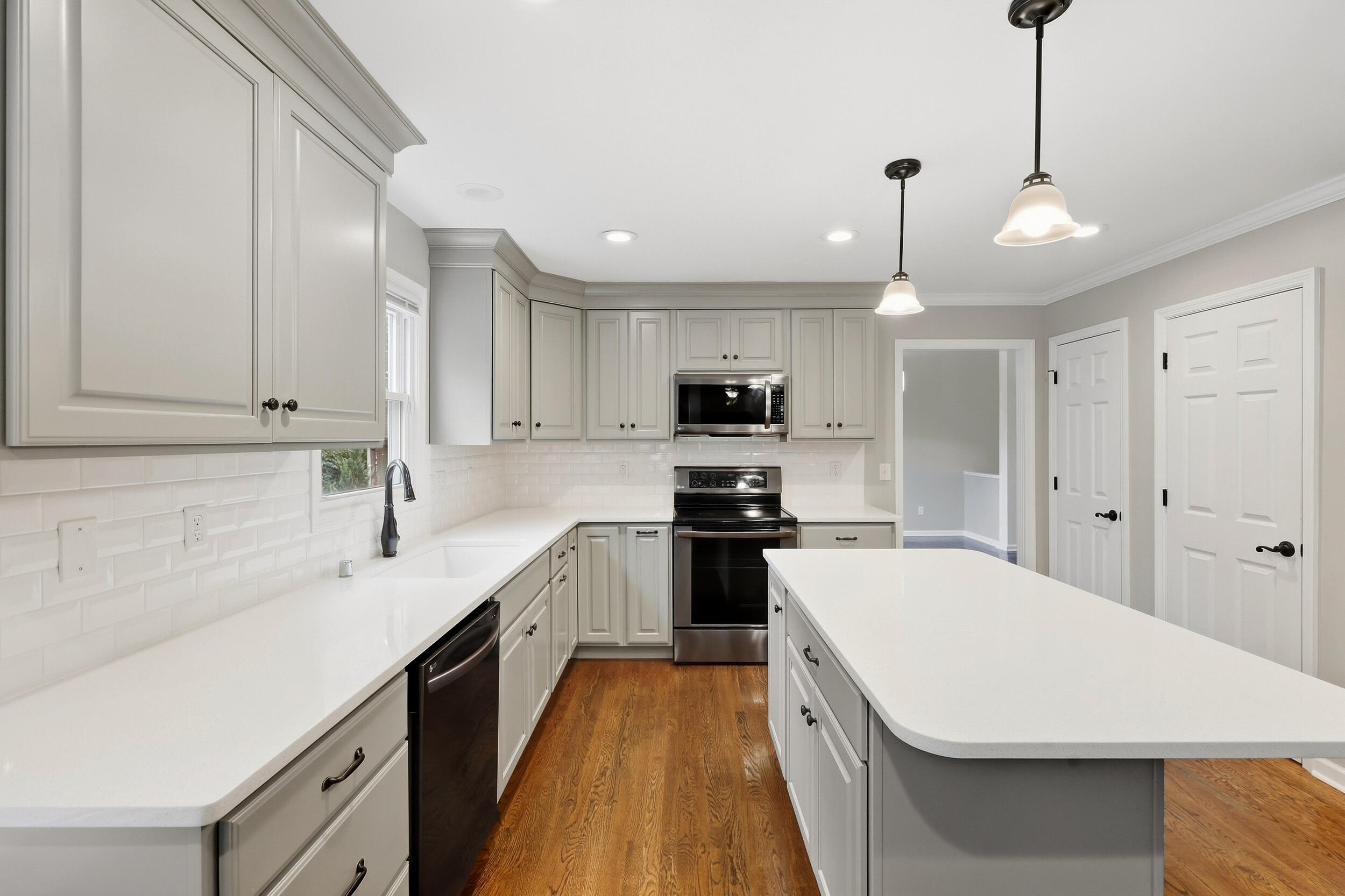 1076 Autumn Ridge Drive Property Photo 11