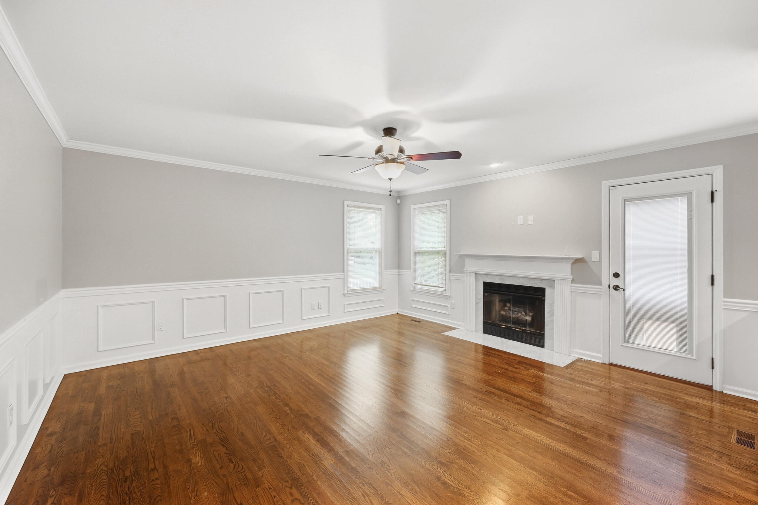 1076 Autumn Ridge Drive Property Photo 13