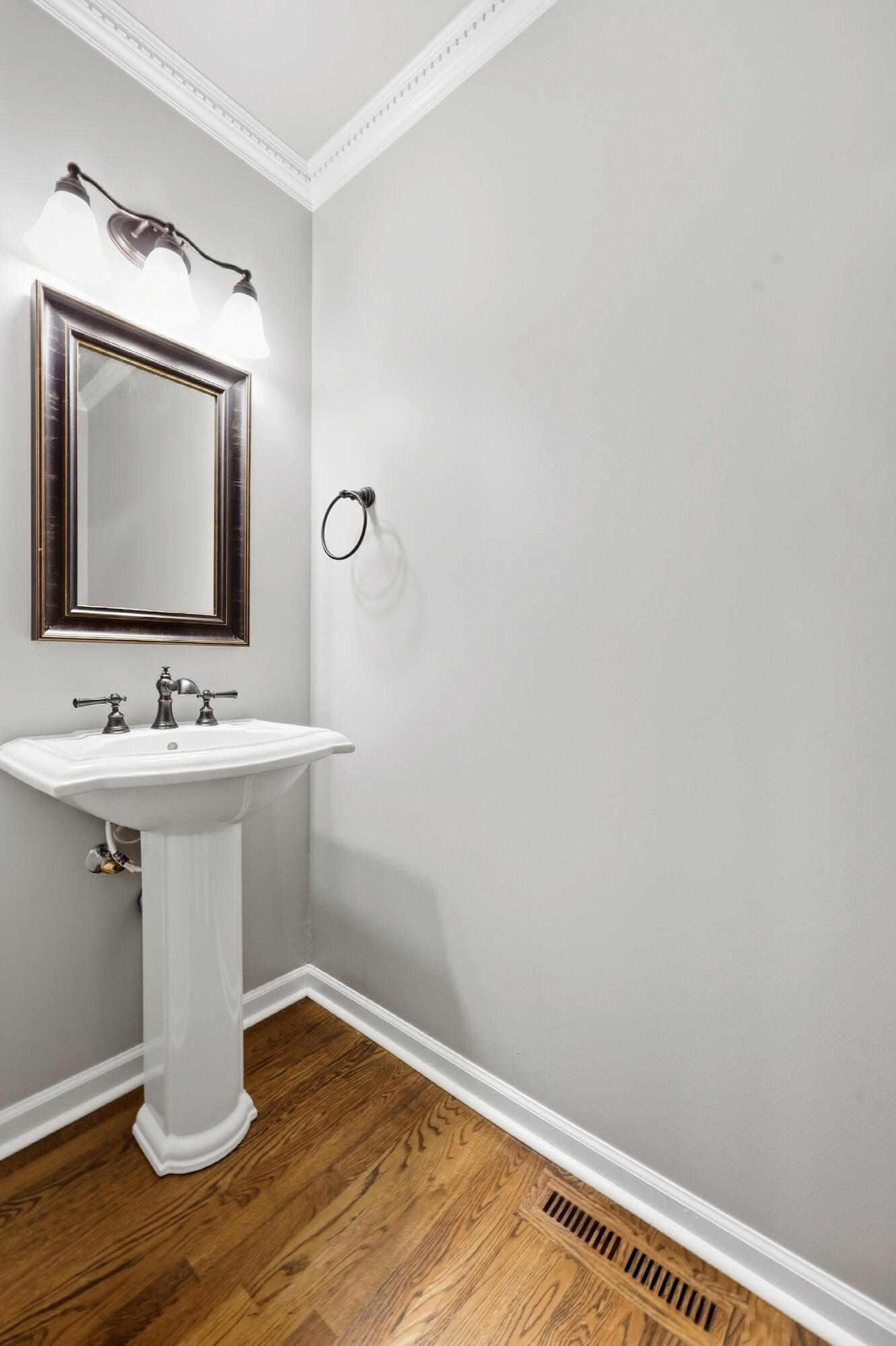 1076 Autumn Ridge Drive Property Photo 18