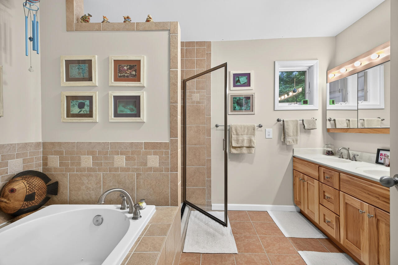96 Bluebird Hollow Property Photo 19