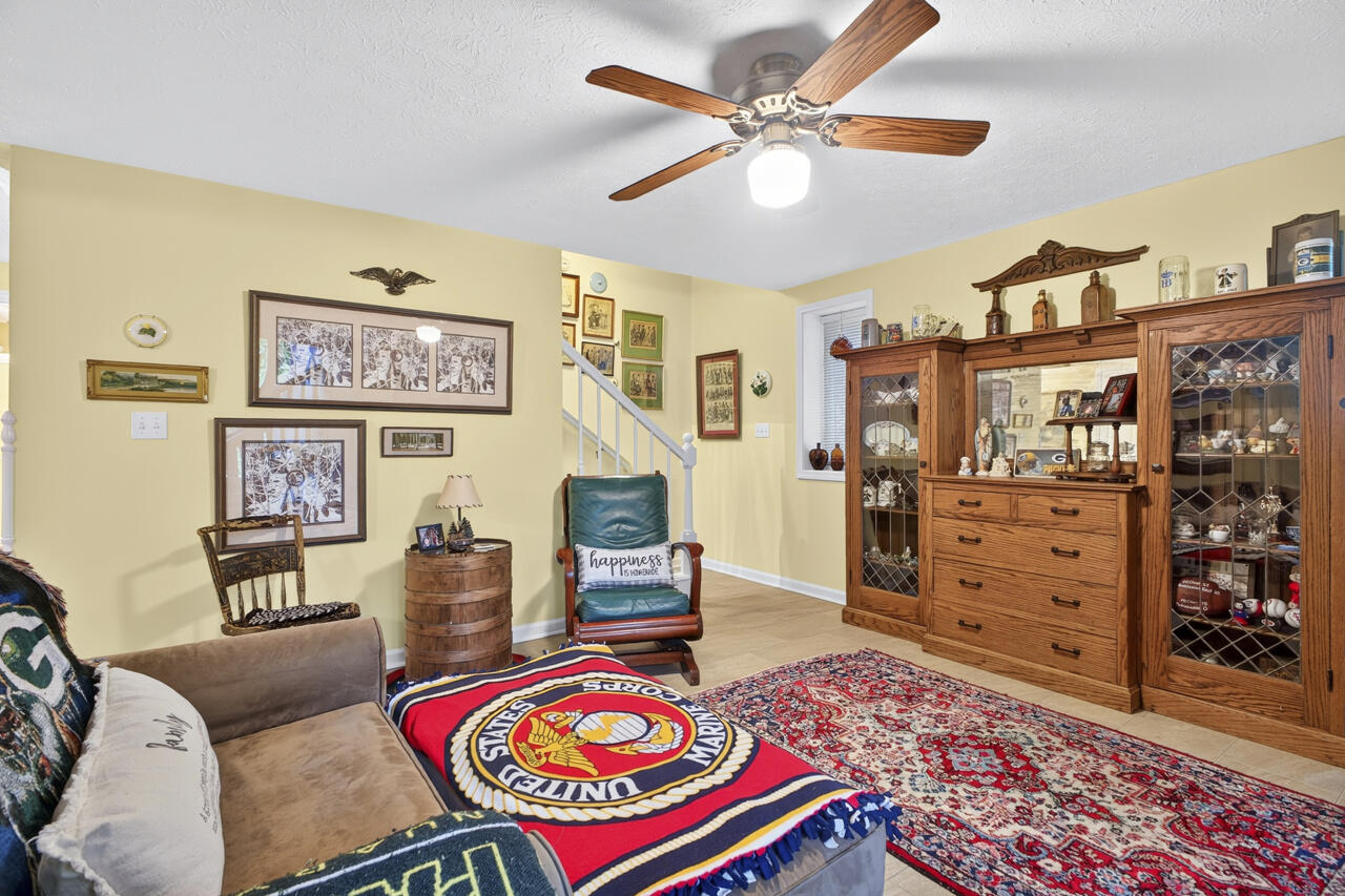 96 Bluebird Hollow Property Photo 23