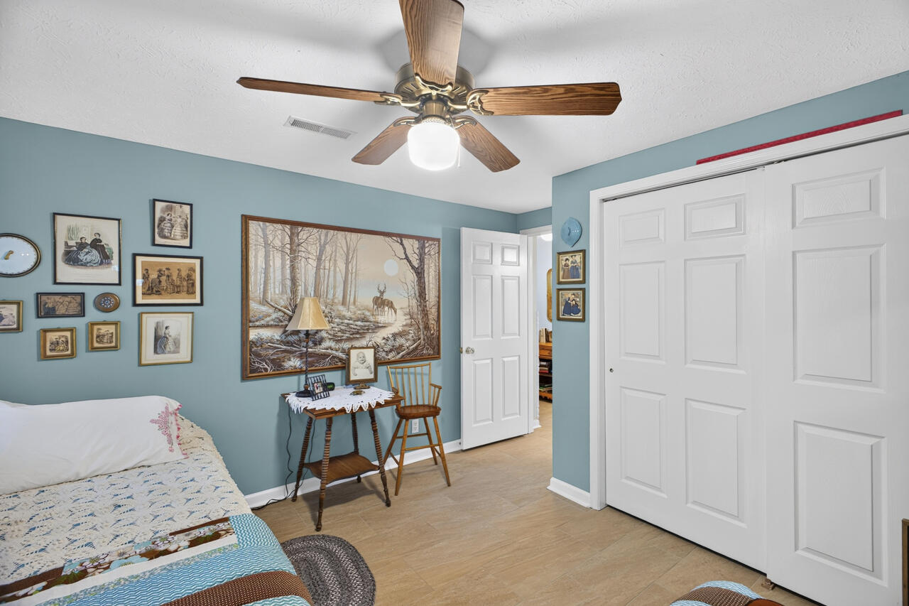 96 Bluebird Hollow Property Photo 31