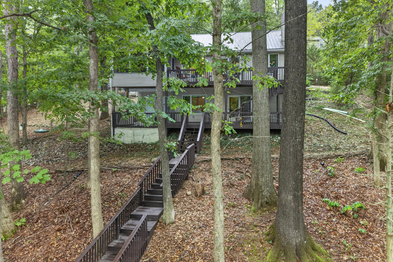 96 Bluebird Hollow Property Photo 38