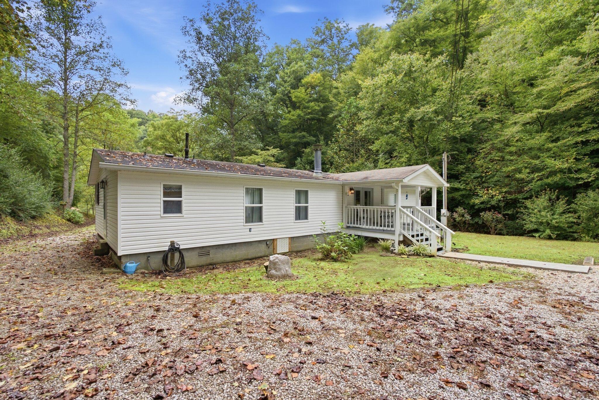 5564 Right Fork Of Maces Creek Road Property Photo 34