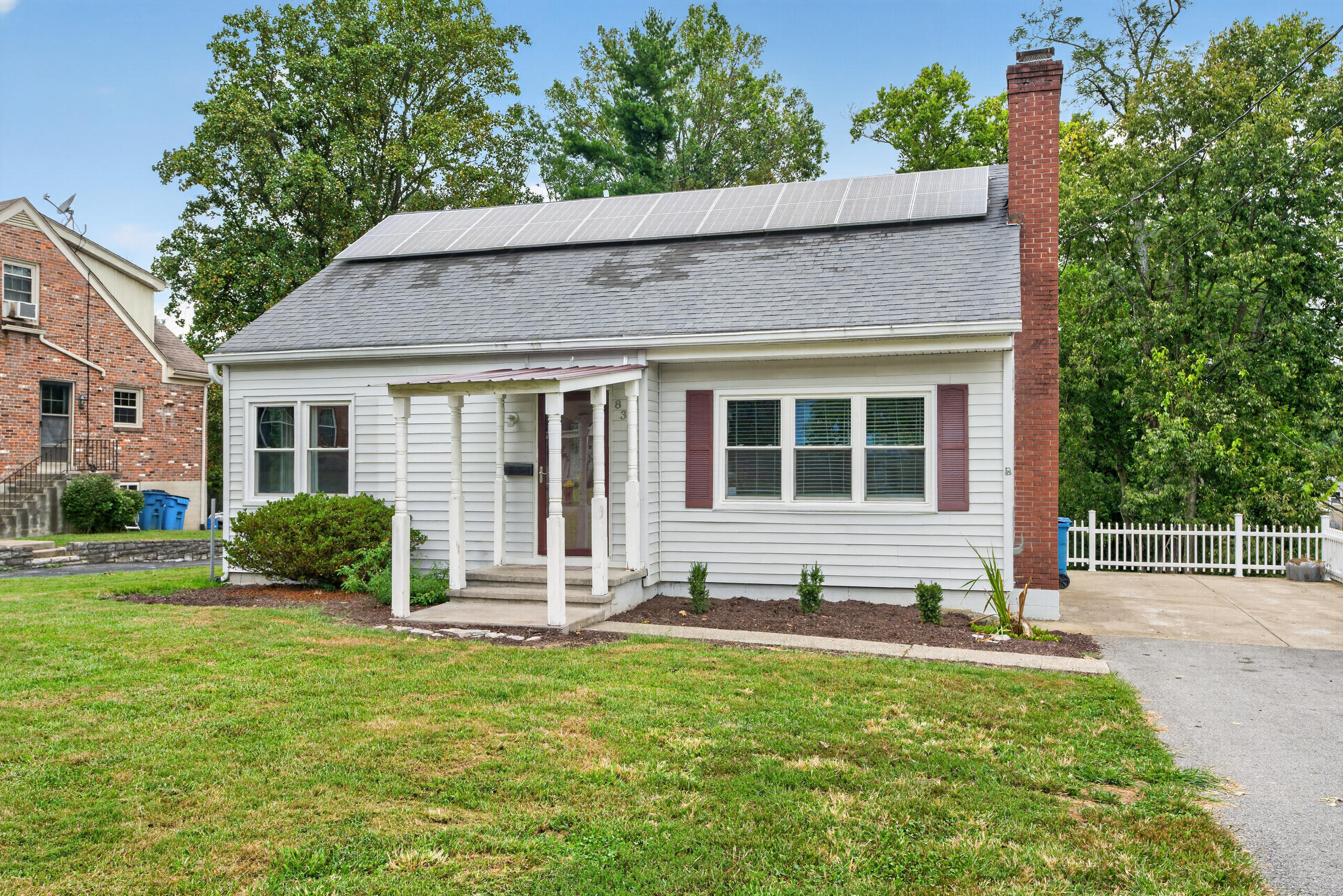 835 Crosshill Road Property Photo 1