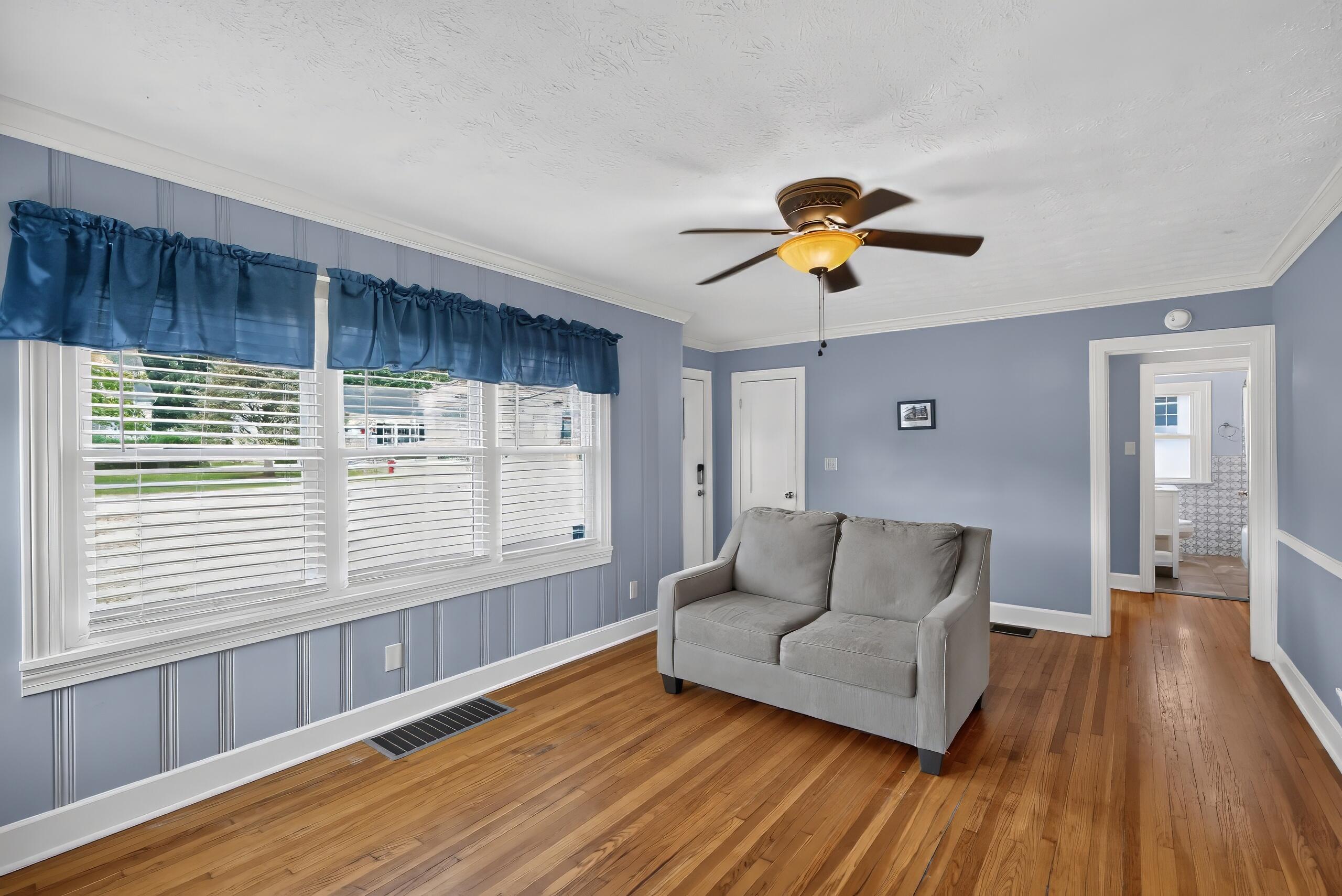 835 Crosshill Road Property Photo 9