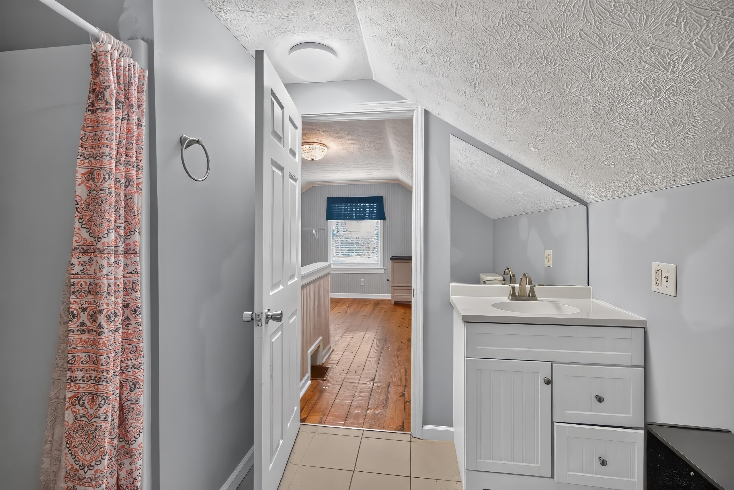 835 Crosshill Road Property Photo 19