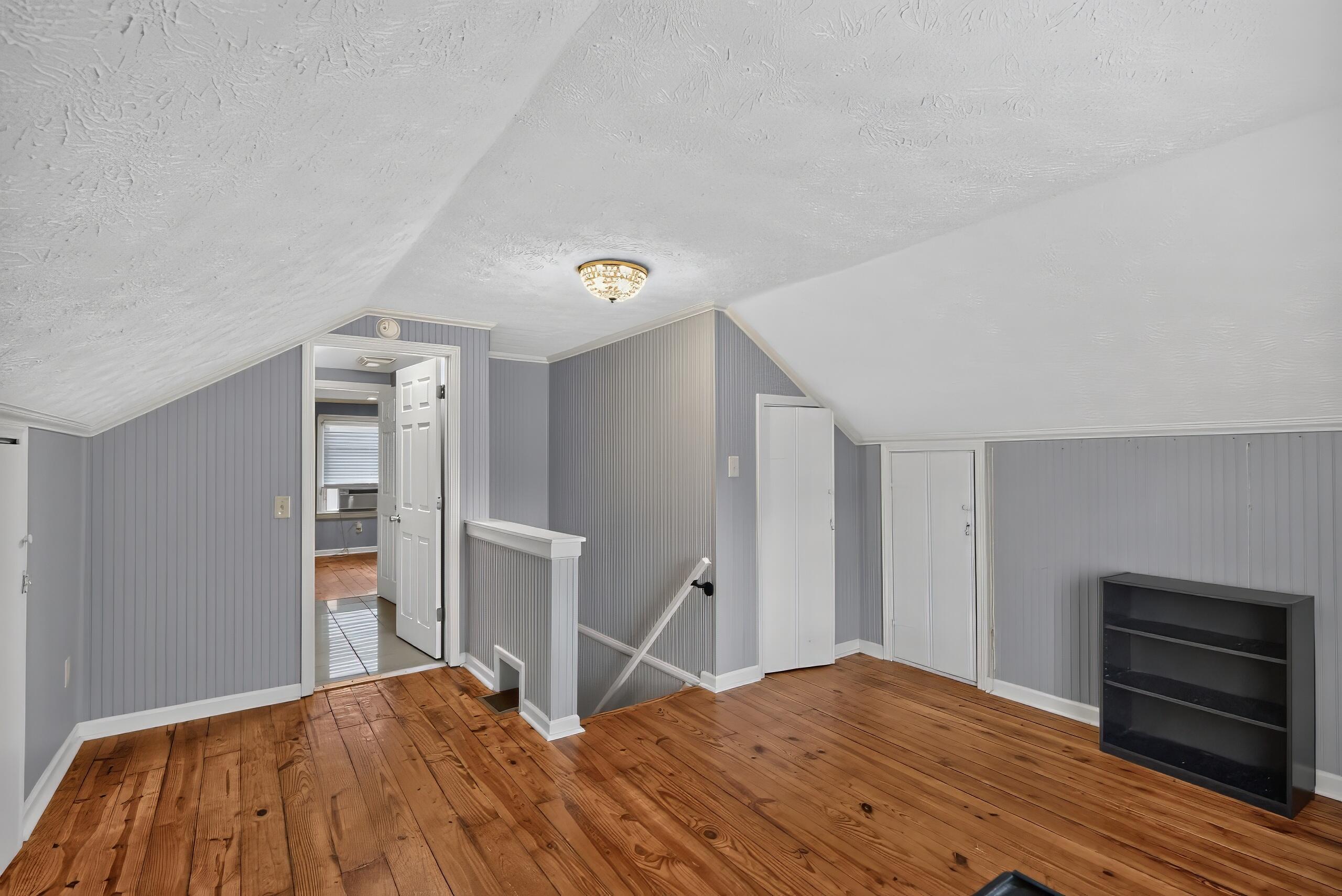 835 Crosshill Road Property Photo 20