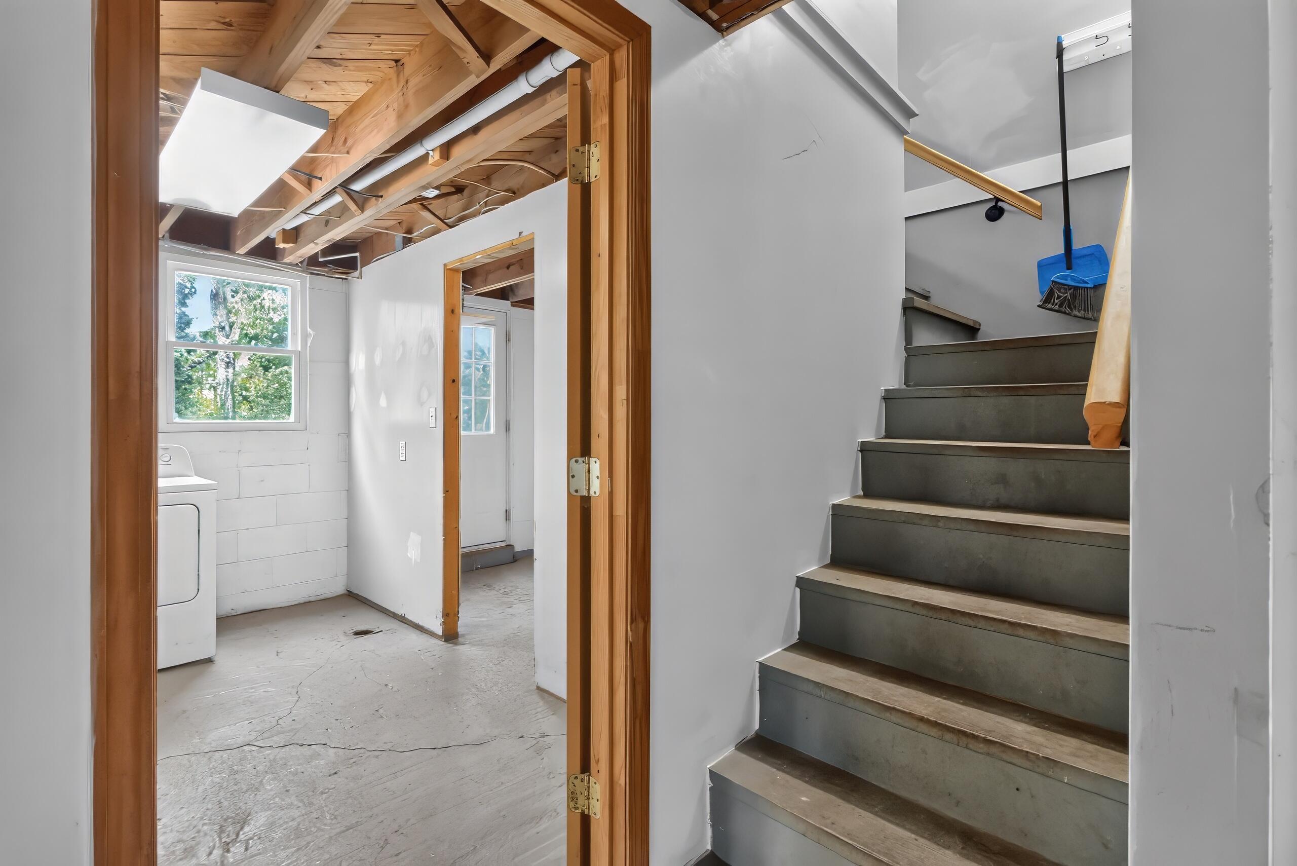 835 Crosshill Road Property Photo 23