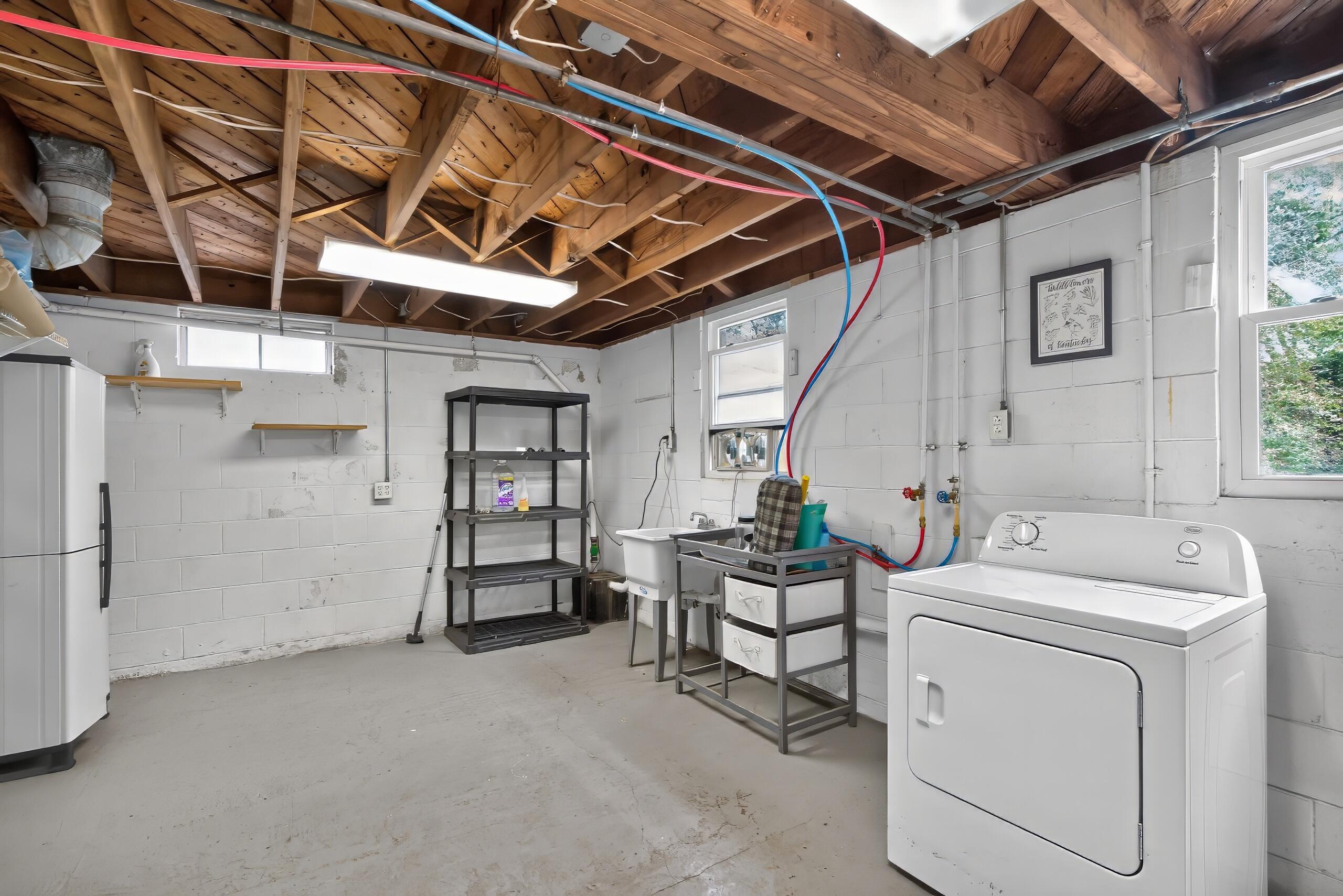 835 Crosshill Road Property Photo 24