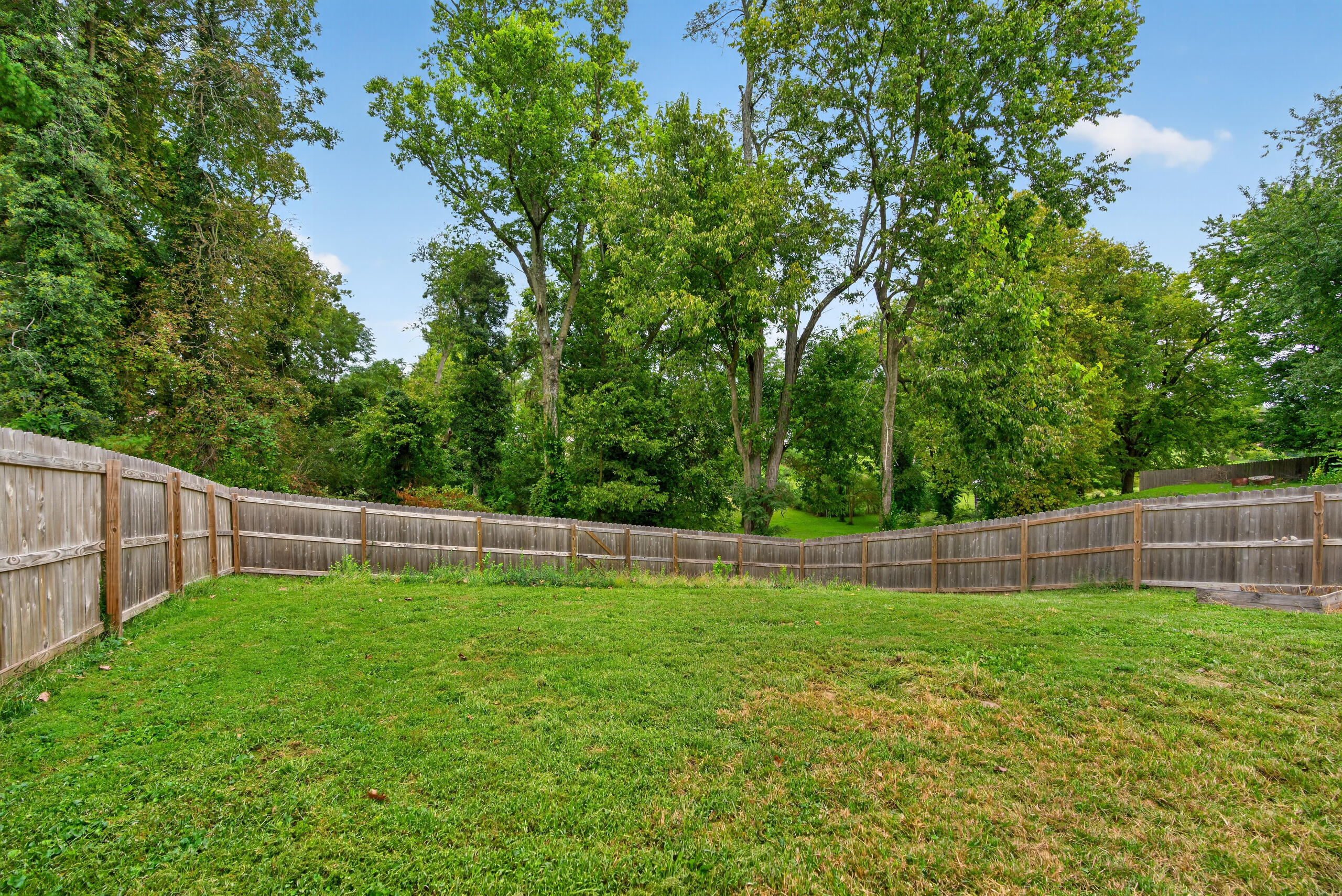 835 Crosshill Road Property Photo 25