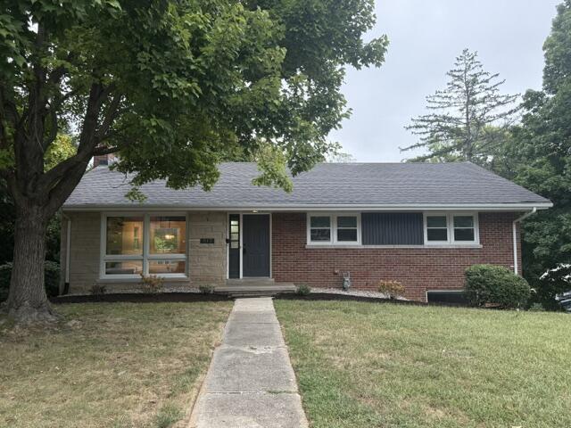 917 Holly Springs Drive Property Photo 1