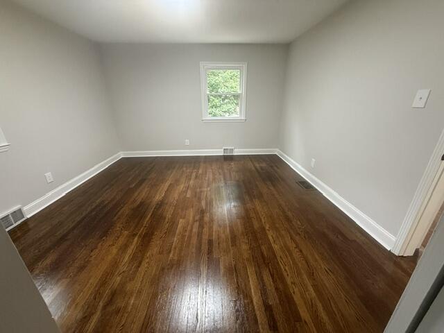 917 Holly Springs Drive Property Photo 14
