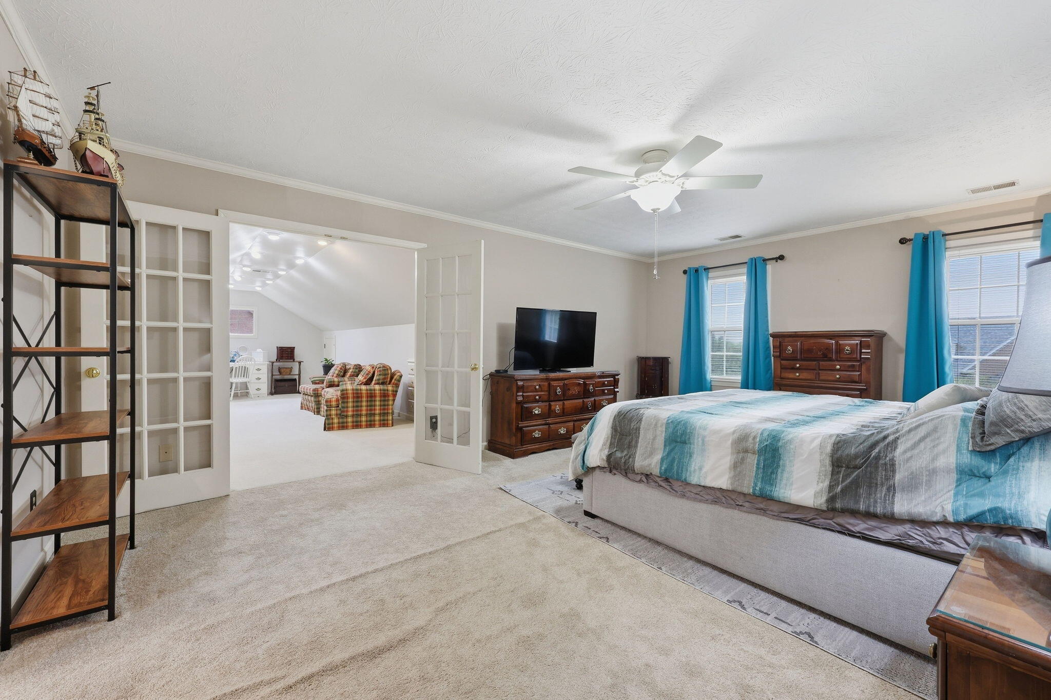 6008 Canonero Way Property Photo 21