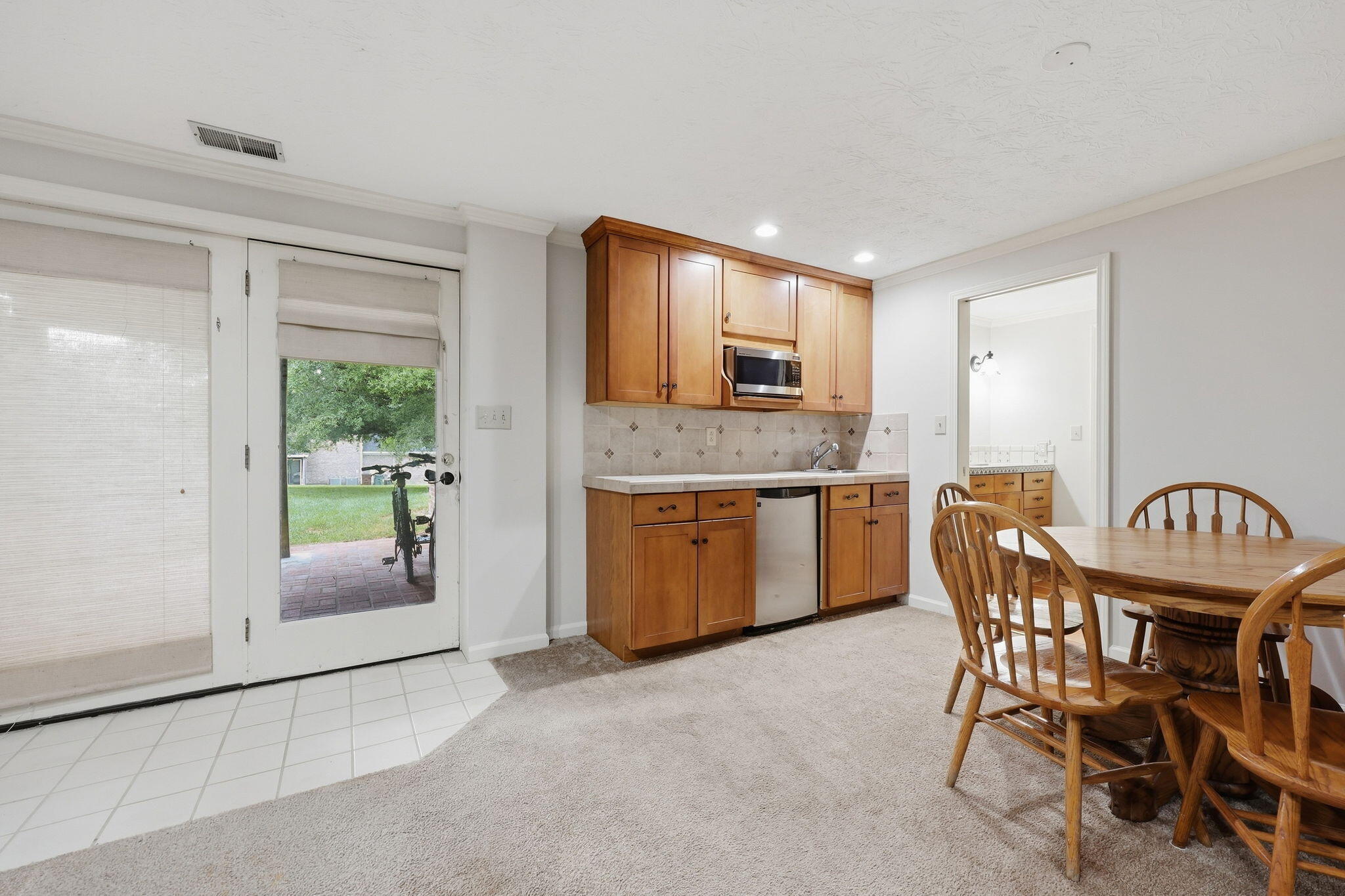 6008 Canonero Way Property Photo 39