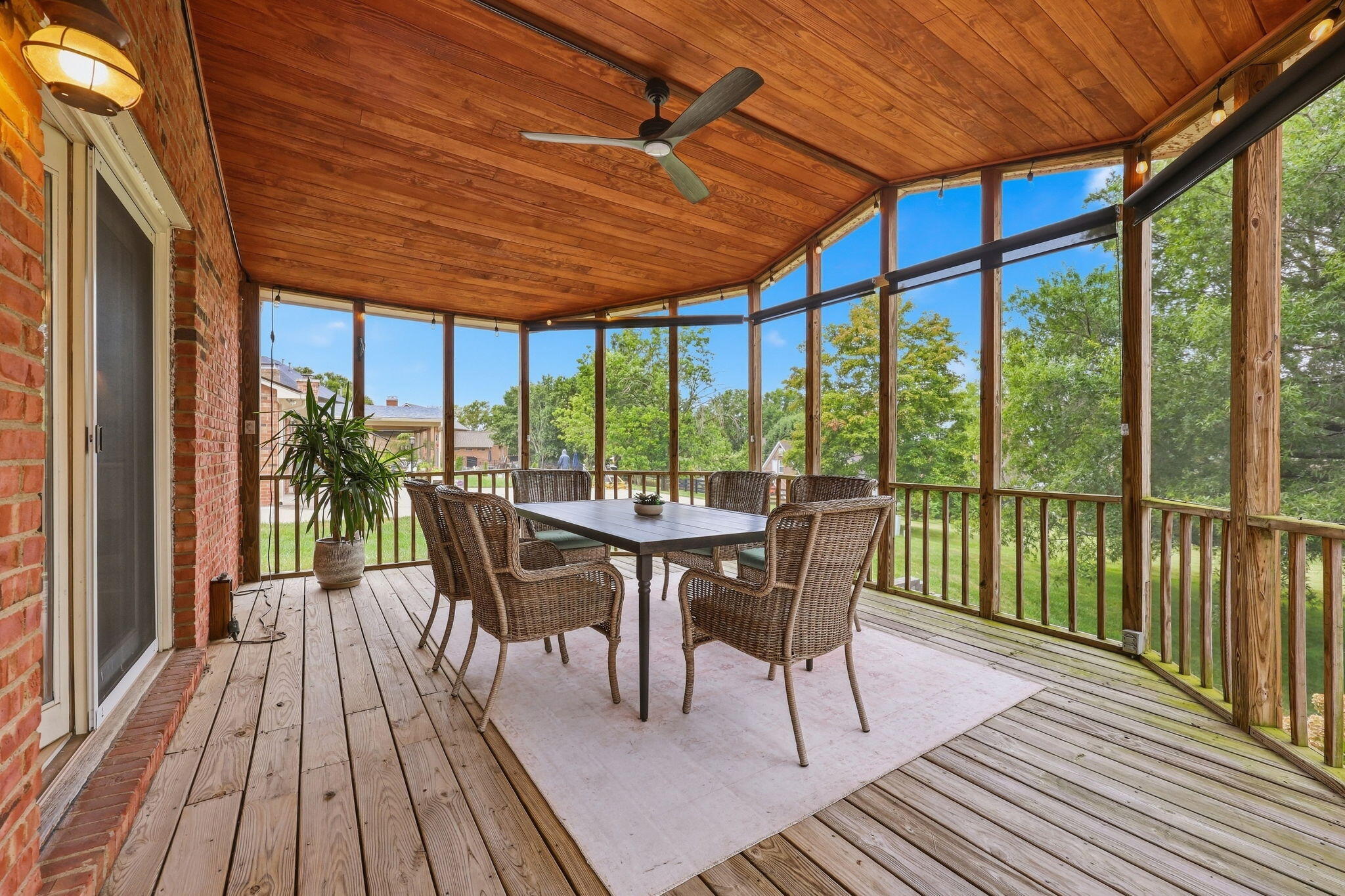 6008 Canonero Way Property Photo 46