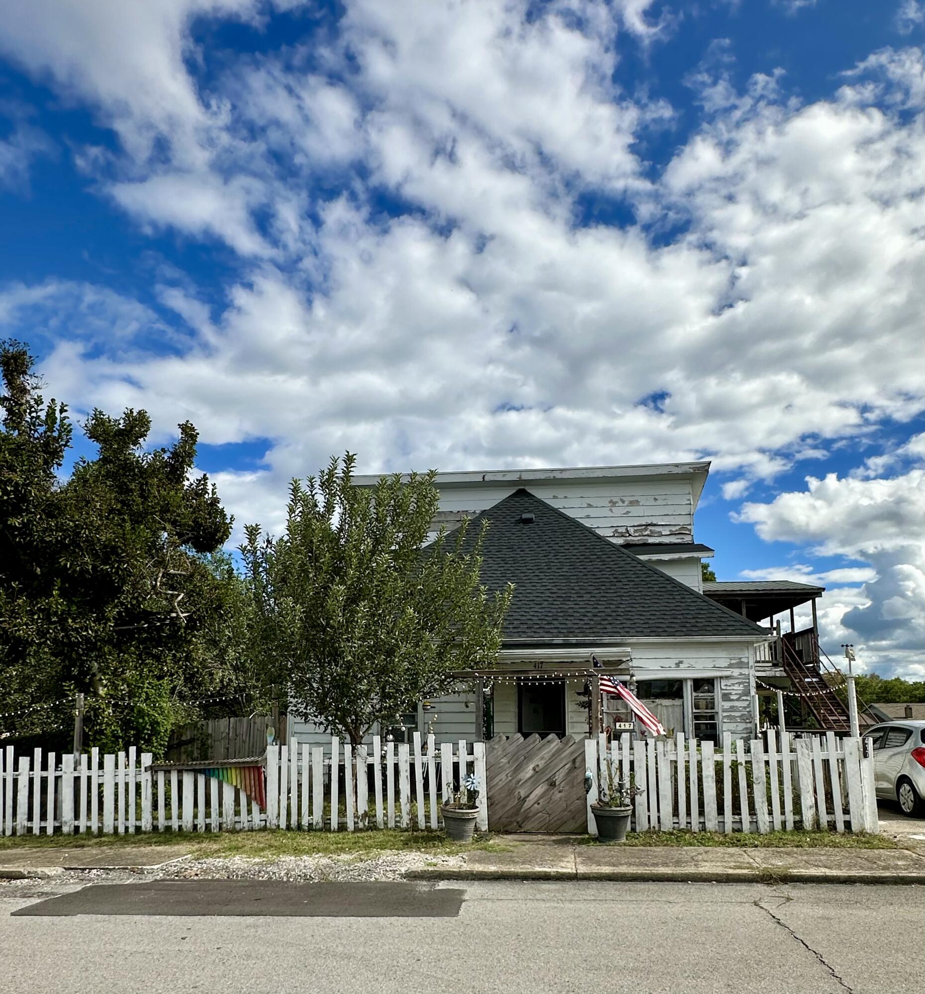 417 Green Street Property Photo 1