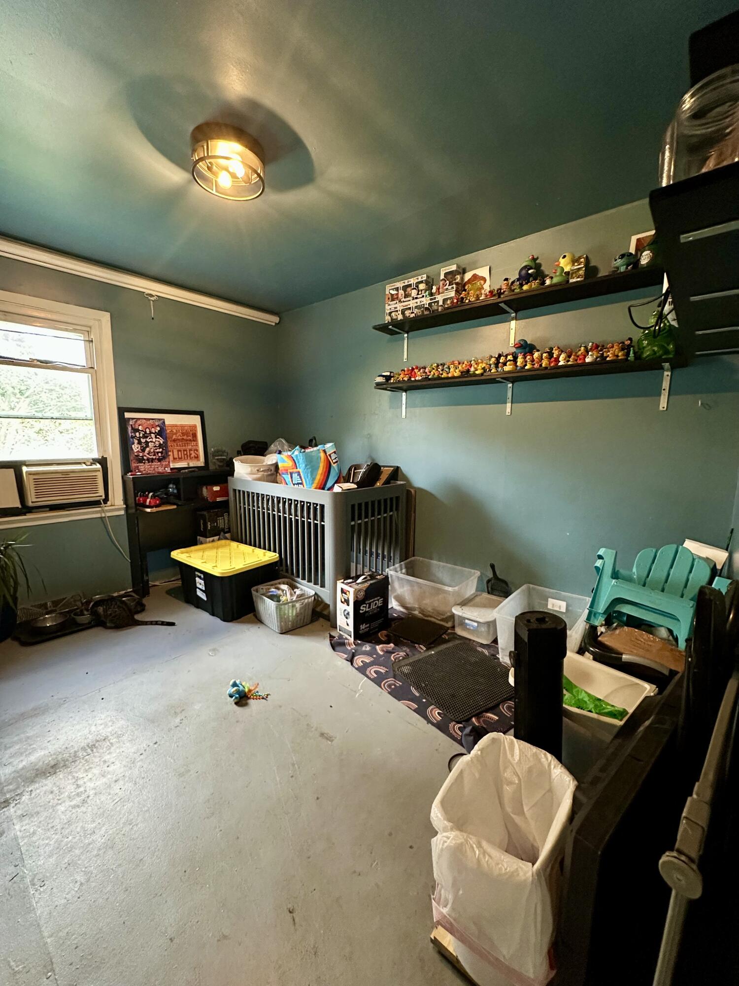 417 Green Street Property Photo 9