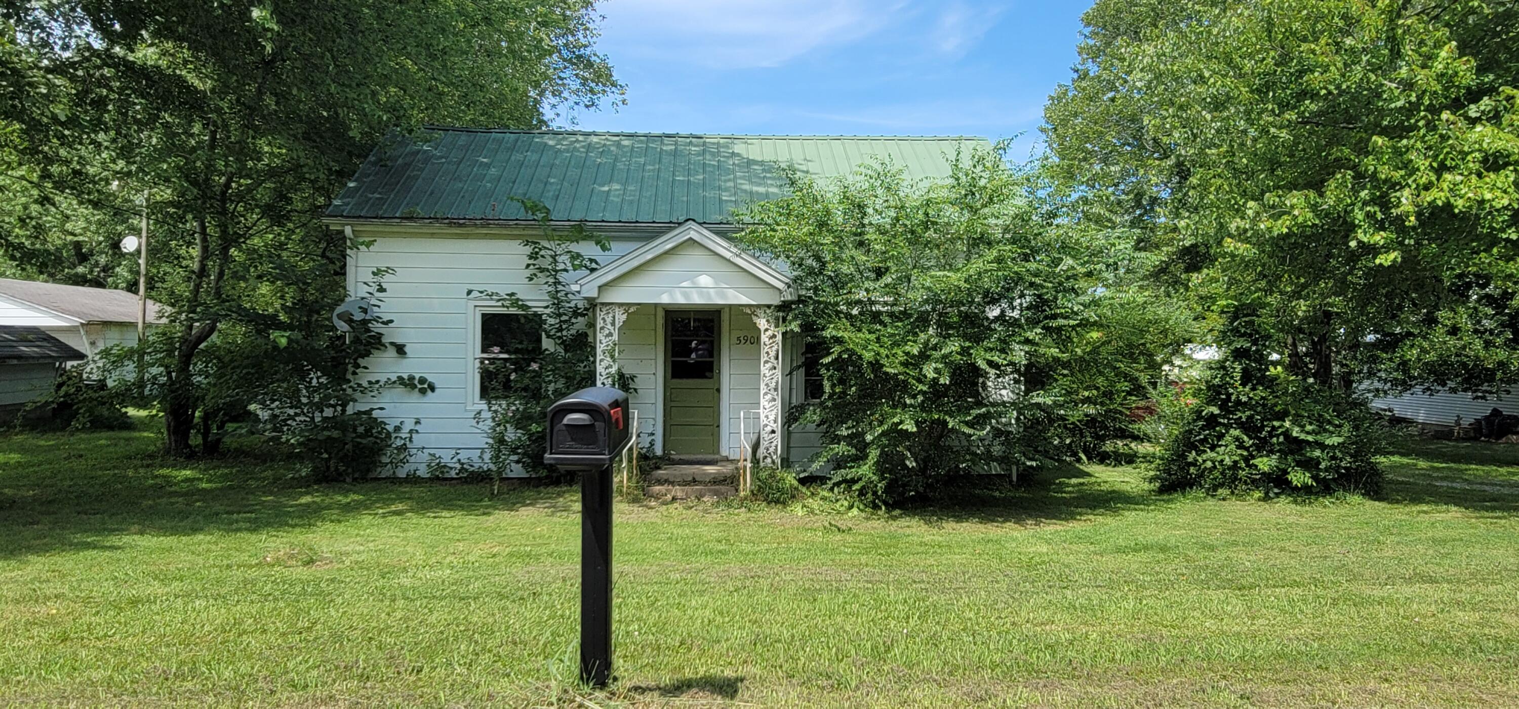 5901 Carr Road Property Photo 1