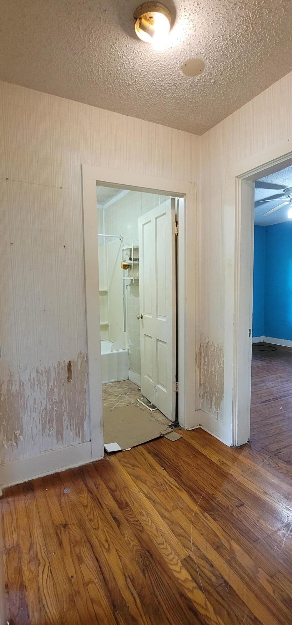 5901 Carr Road Property Photo 16