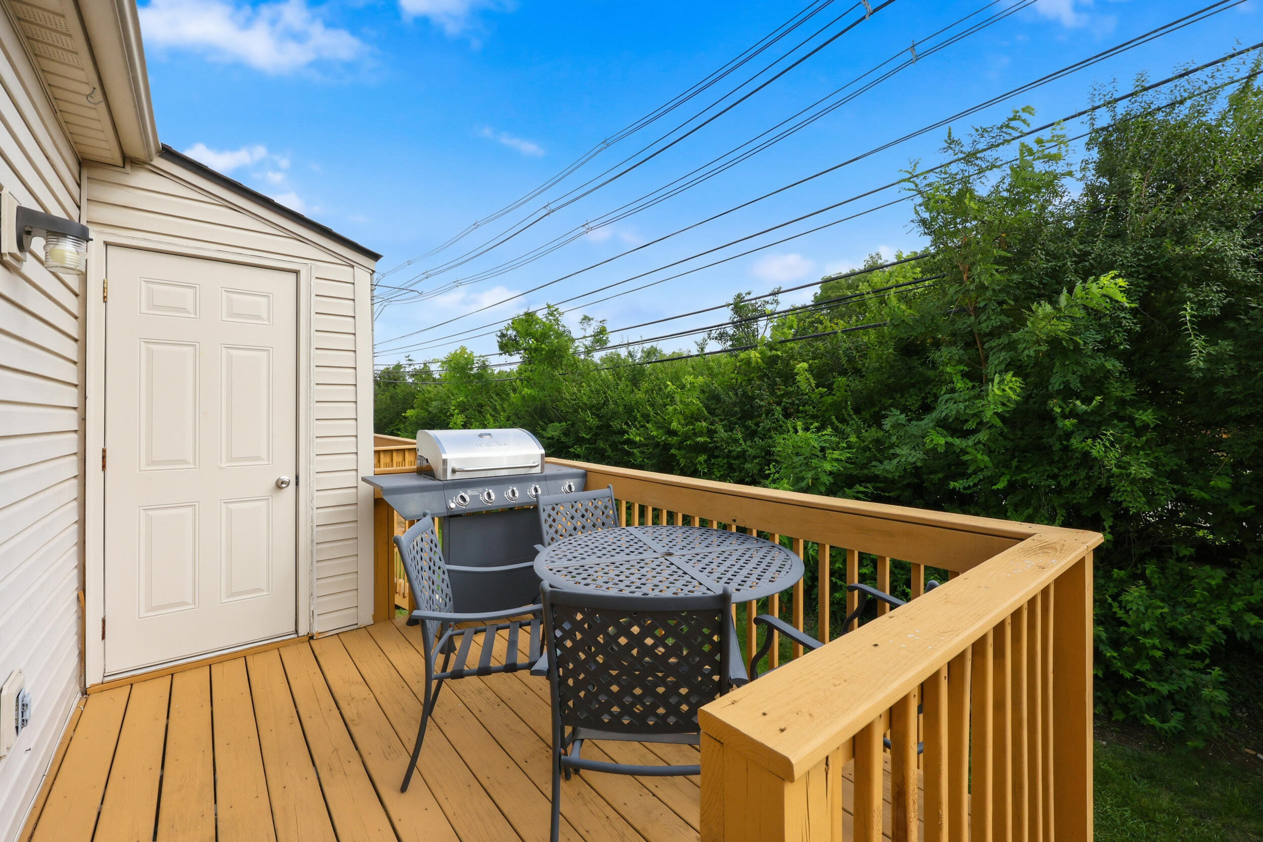 3633 Squires Woods Way Property Photo 20