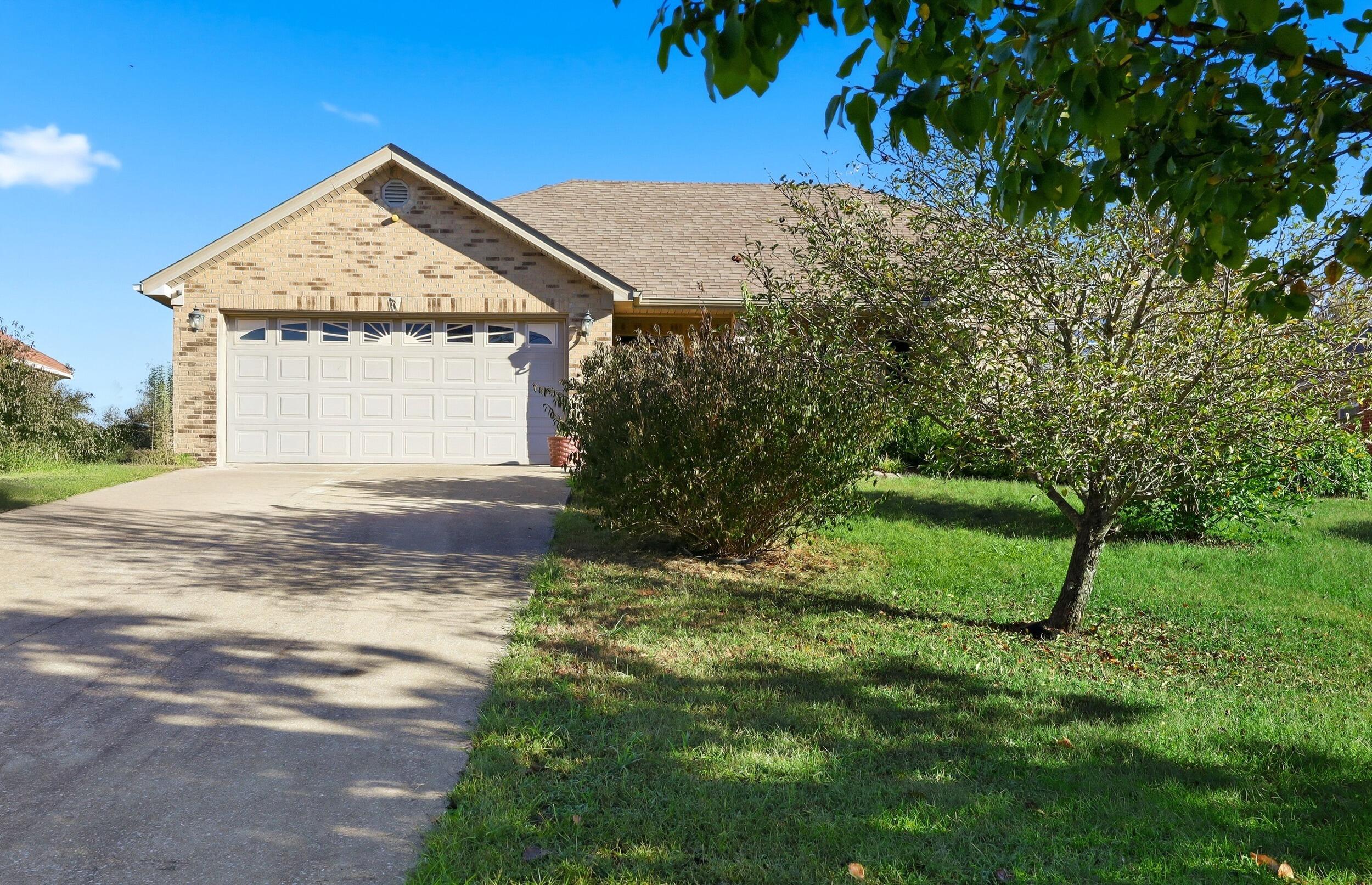 345 Palomino Drive Property Photo 3