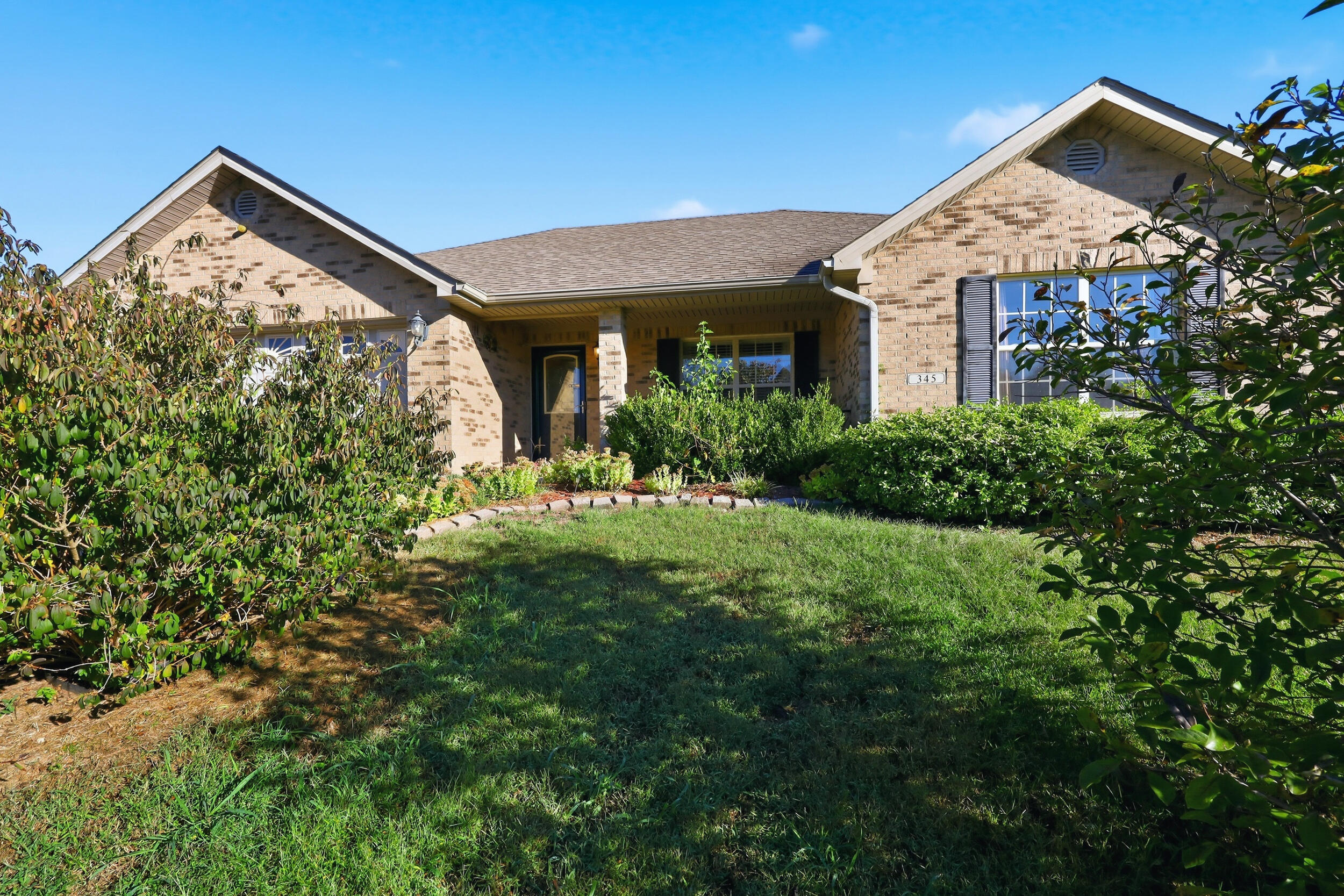 345 Palomino Drive Property Photo 4