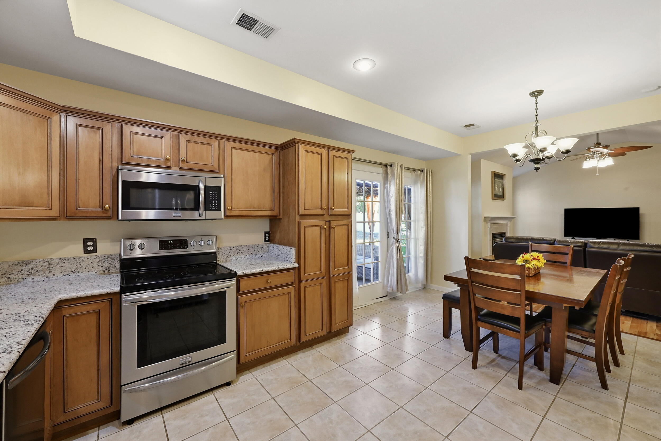 345 Palomino Drive Property Photo 15