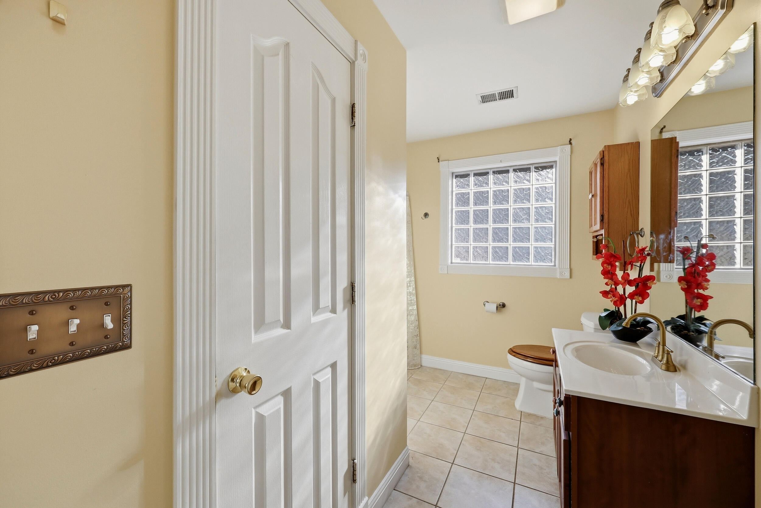 345 Palomino Drive Property Photo 22