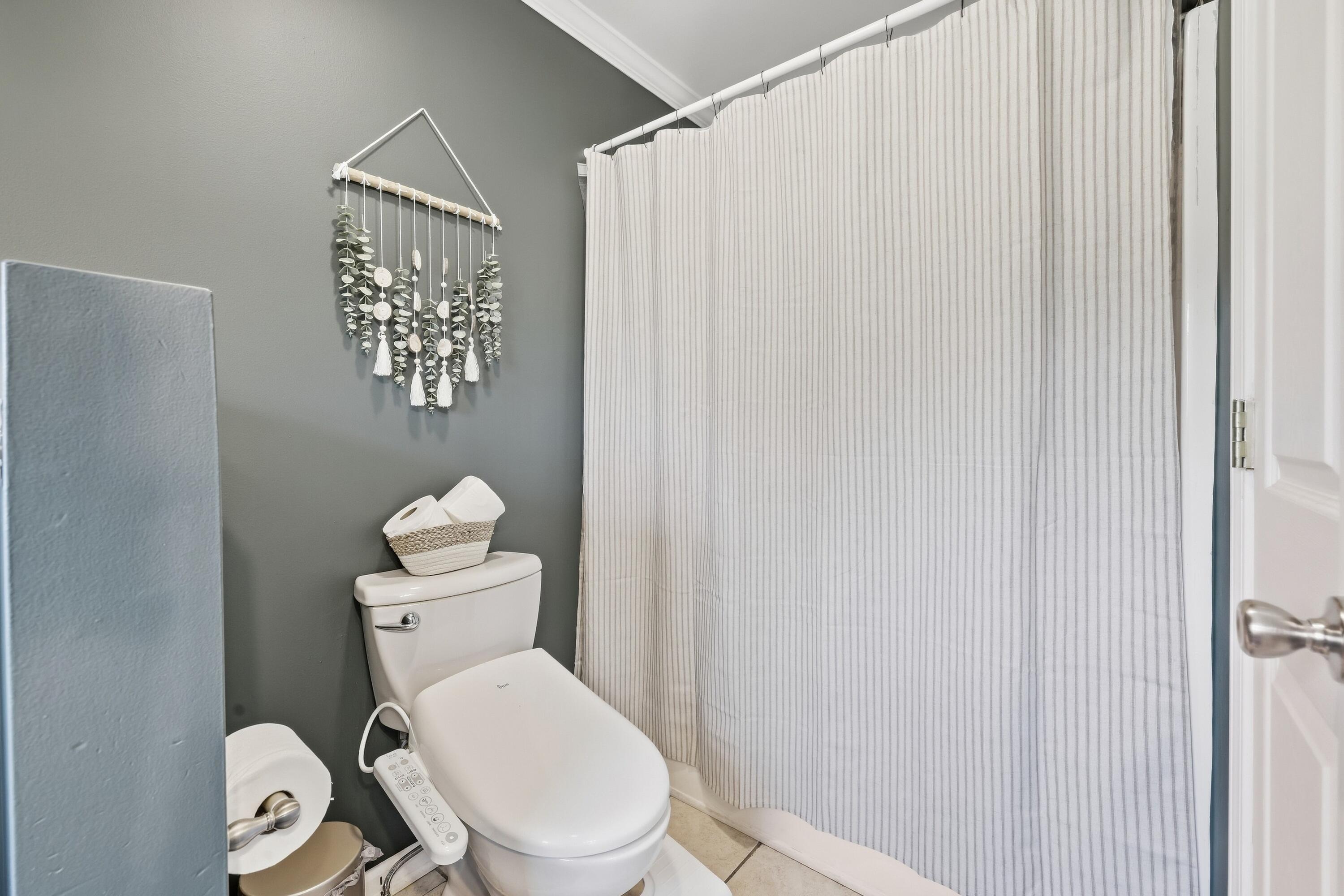 5970 Sandy Hill Drive Property Photo 16