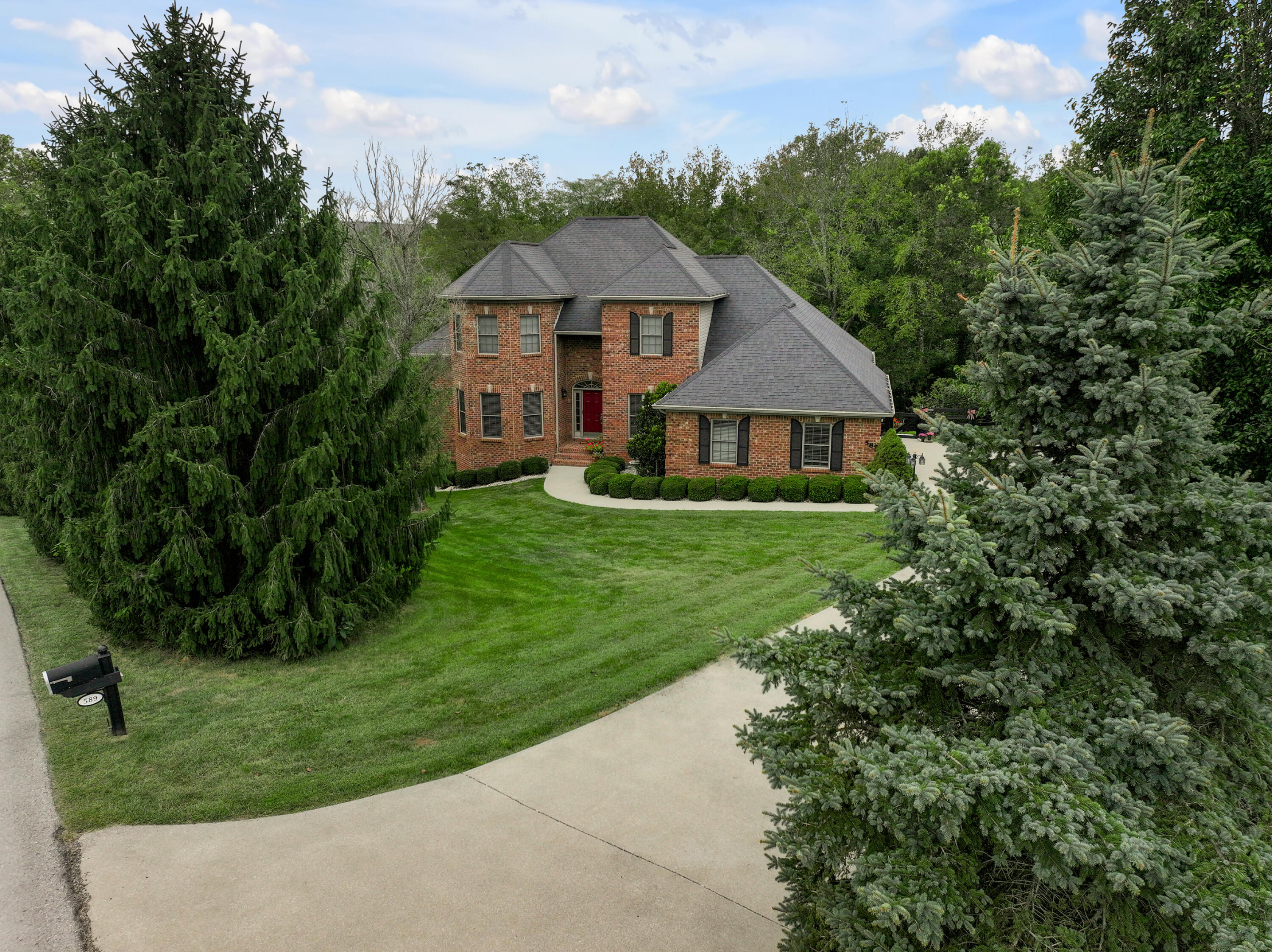589 Avawam Drive Property Photo 3