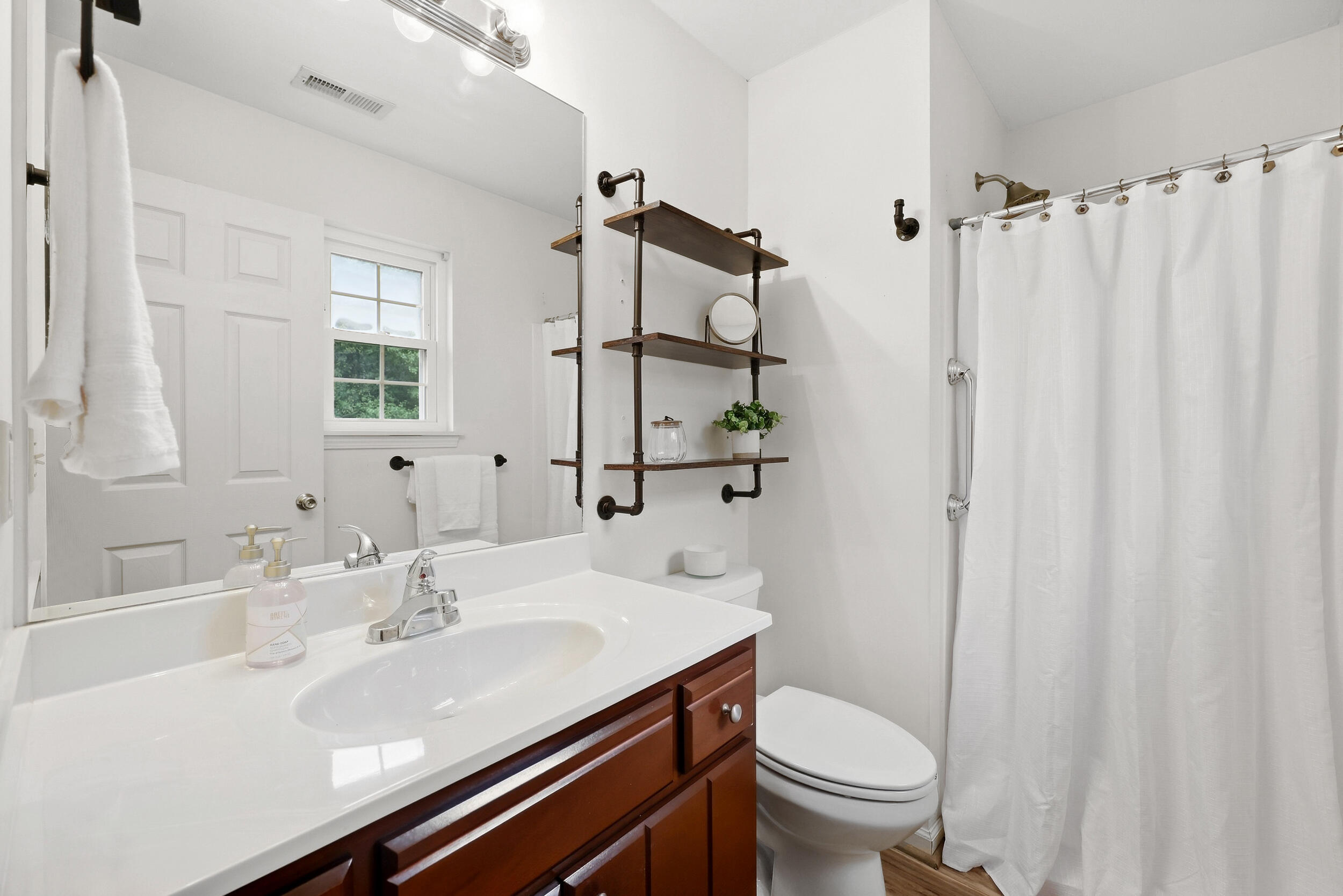 104 Winning Colors Property Photo 19