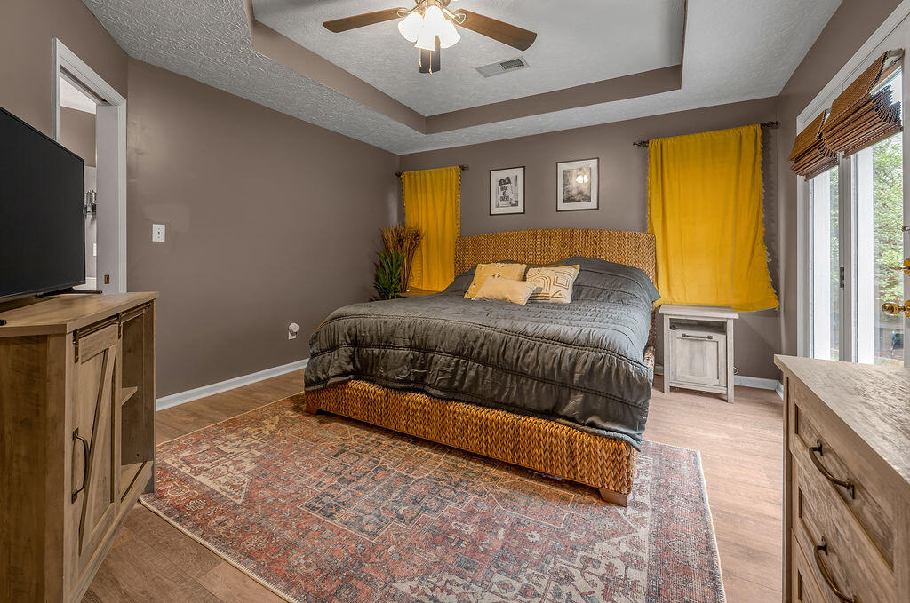 717 Rambling Creek Drive Property Photo 3
