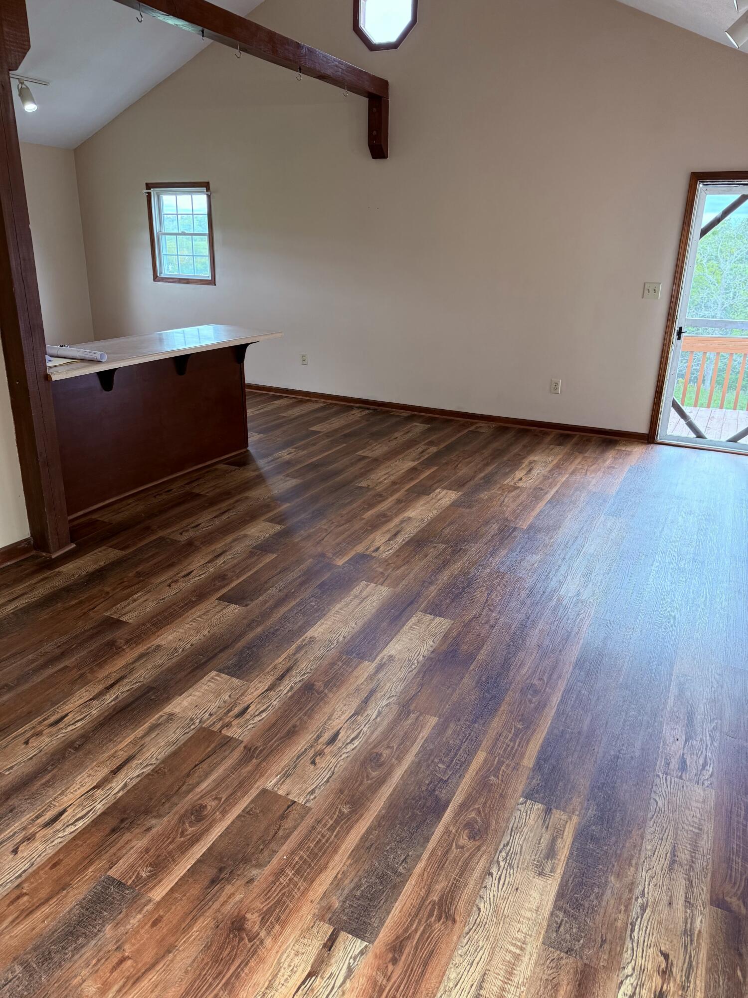 583 Crutcher Pike Property Photo 3