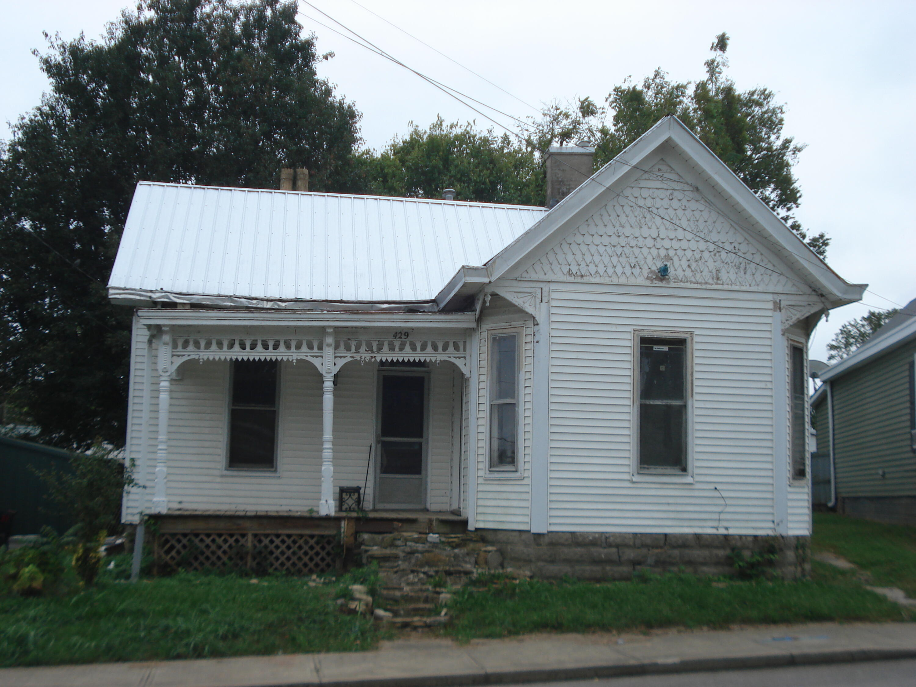 429 W Pleasant Street Property Photo 1