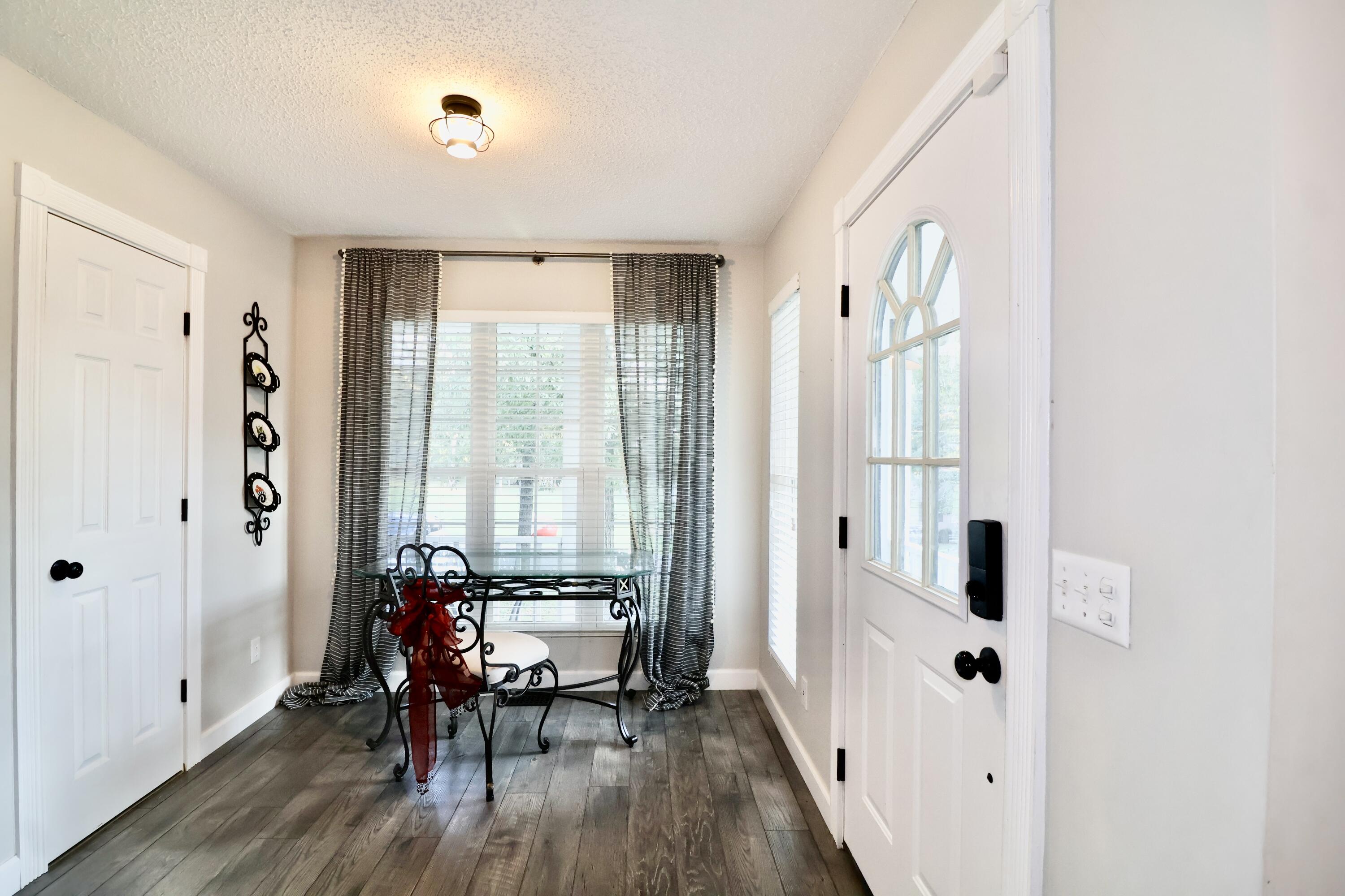 139 Sir Rogers Drive Property Photo 4