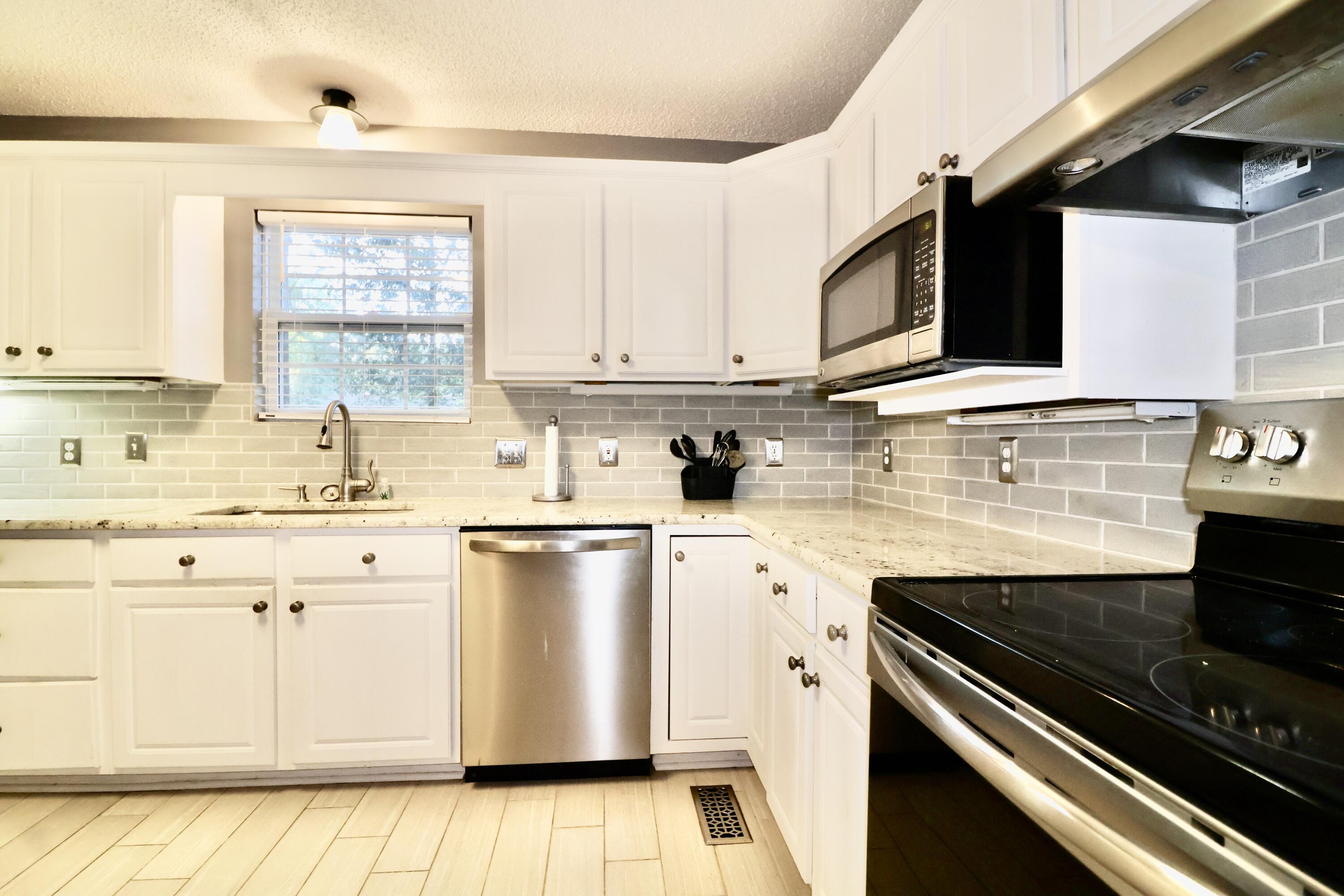 139 Sir Rogers Drive Property Photo 19