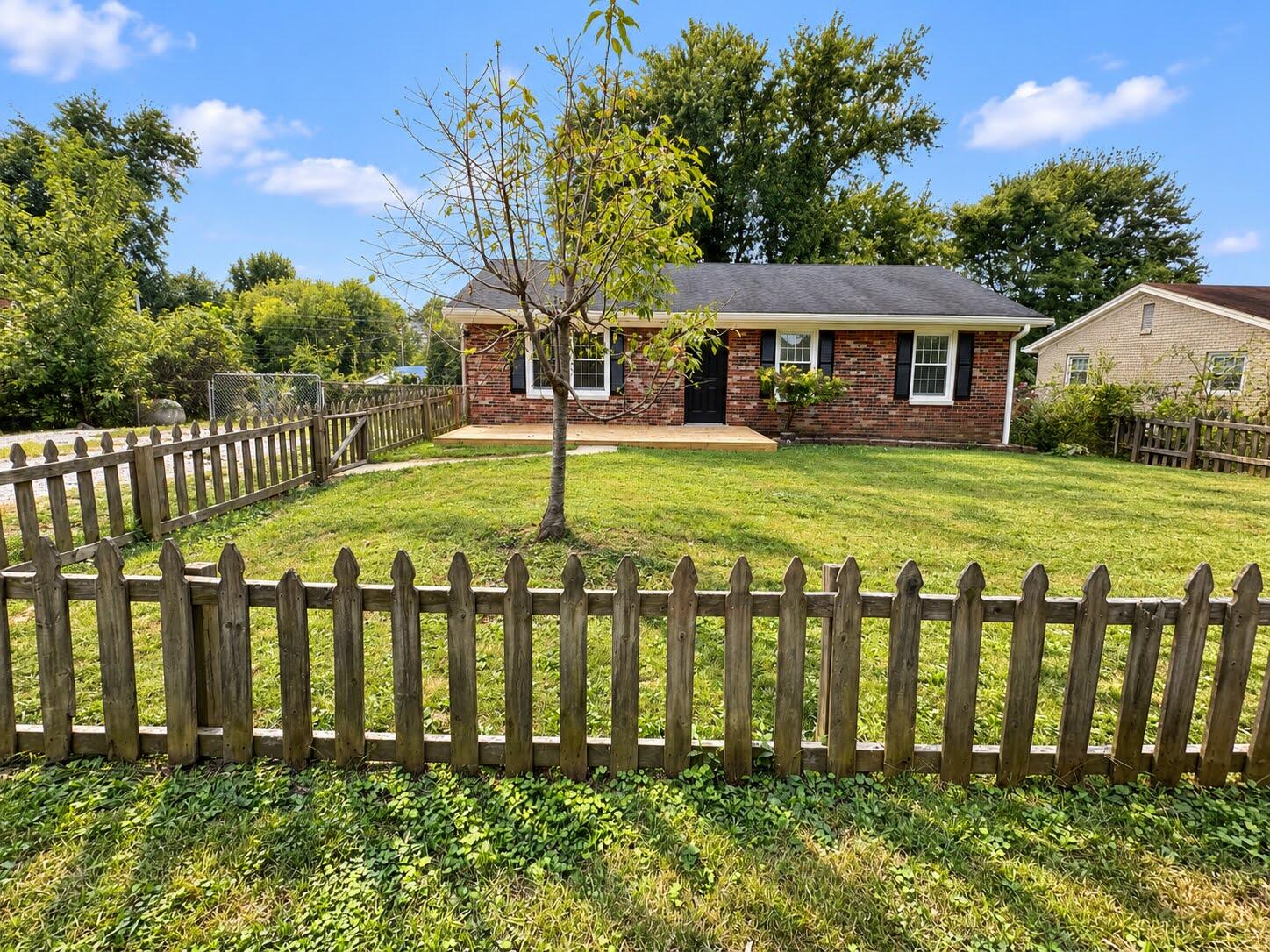 62 Oakland Lane Property Photo 3