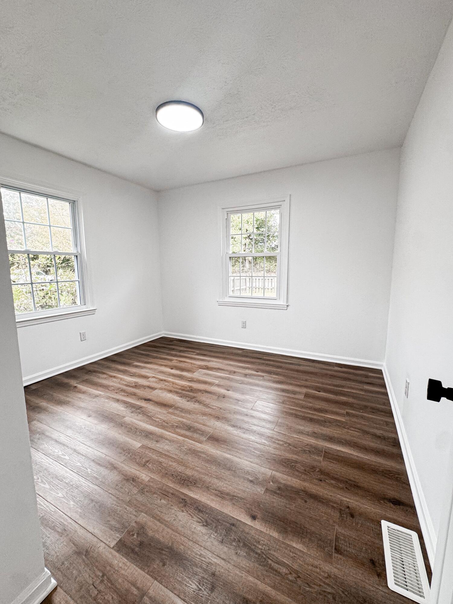 62 Oakland Lane Property Photo 17