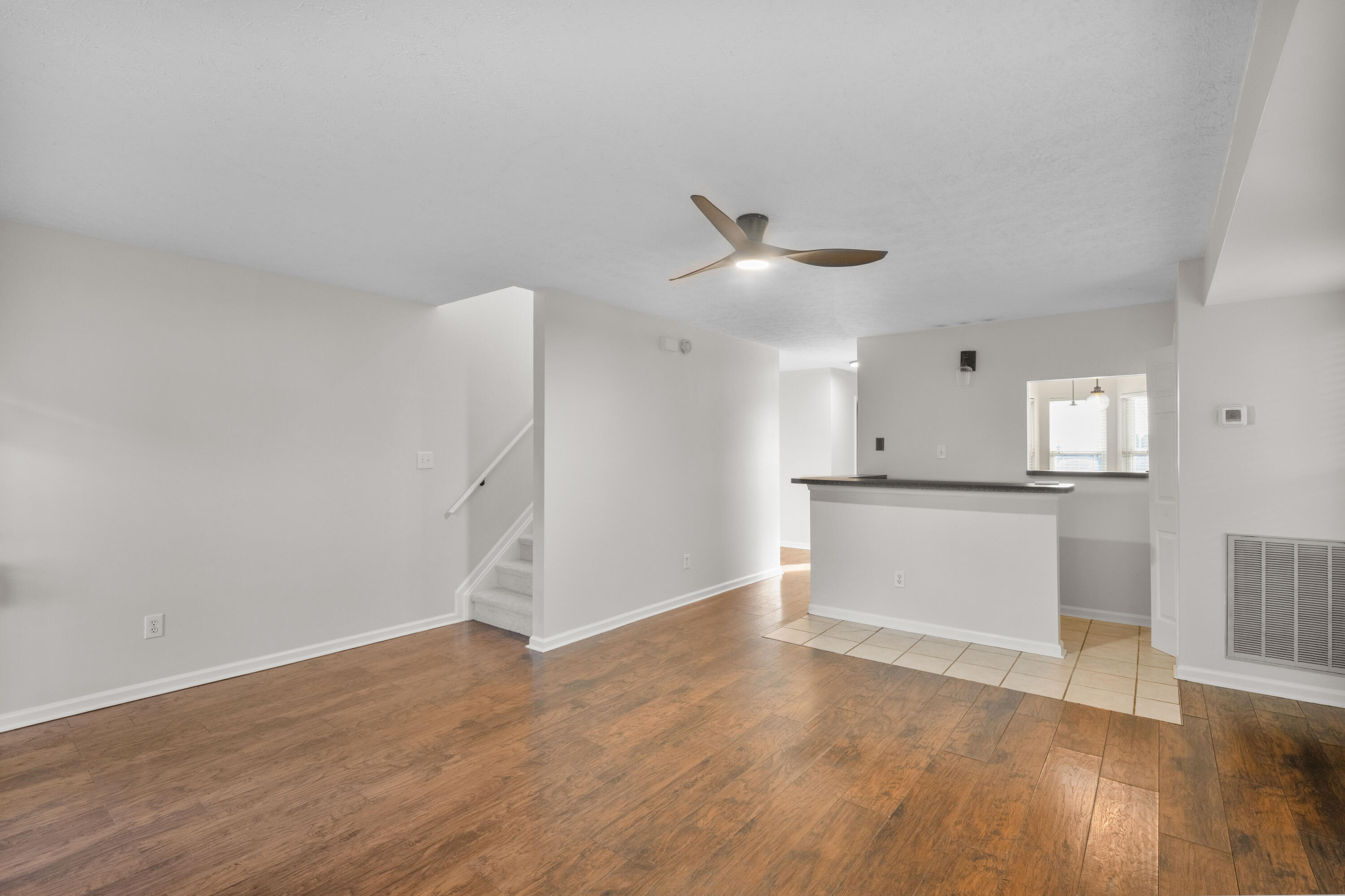 841 W Maxwell Street Property Photo 7