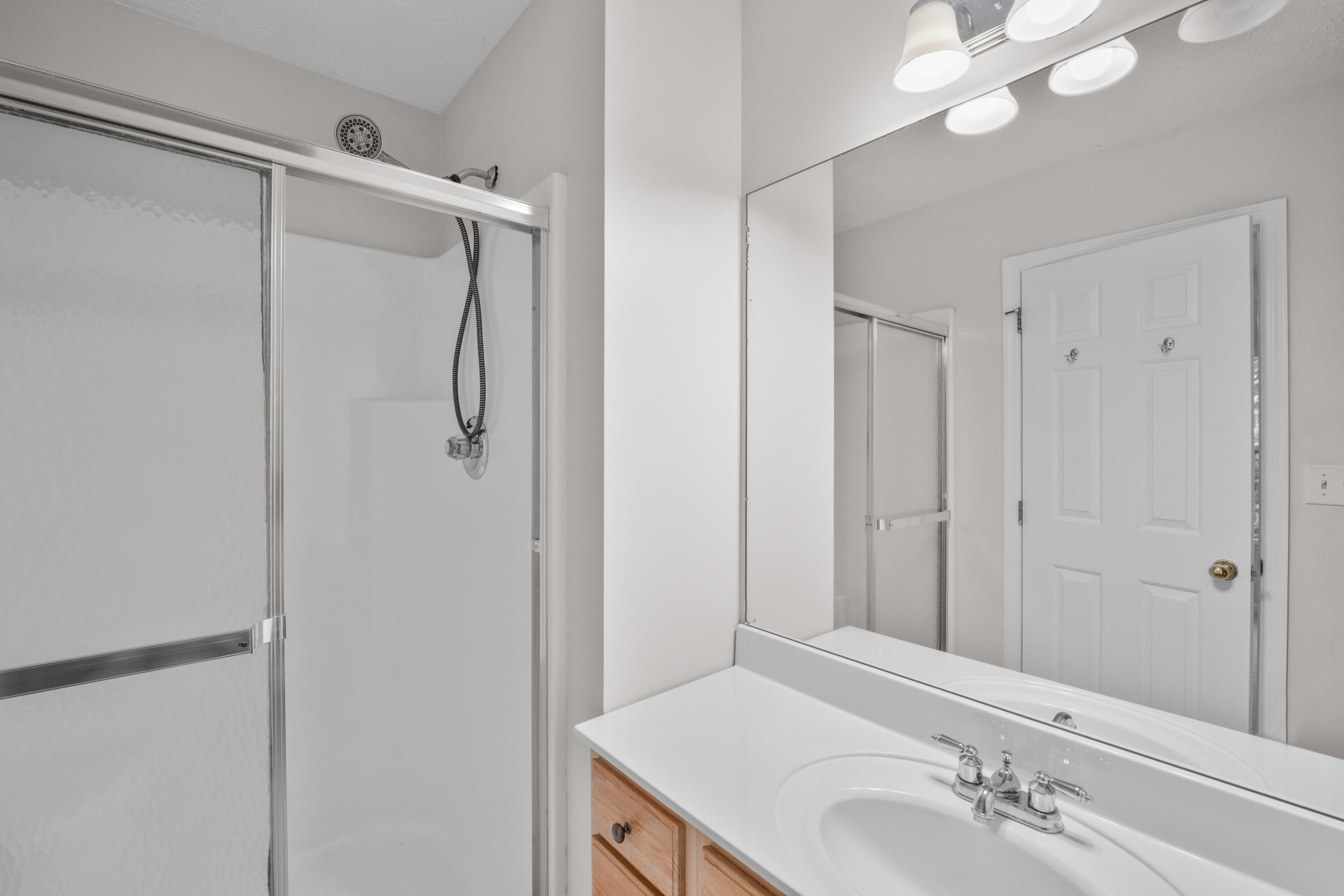 841 W Maxwell Street Property Photo 18