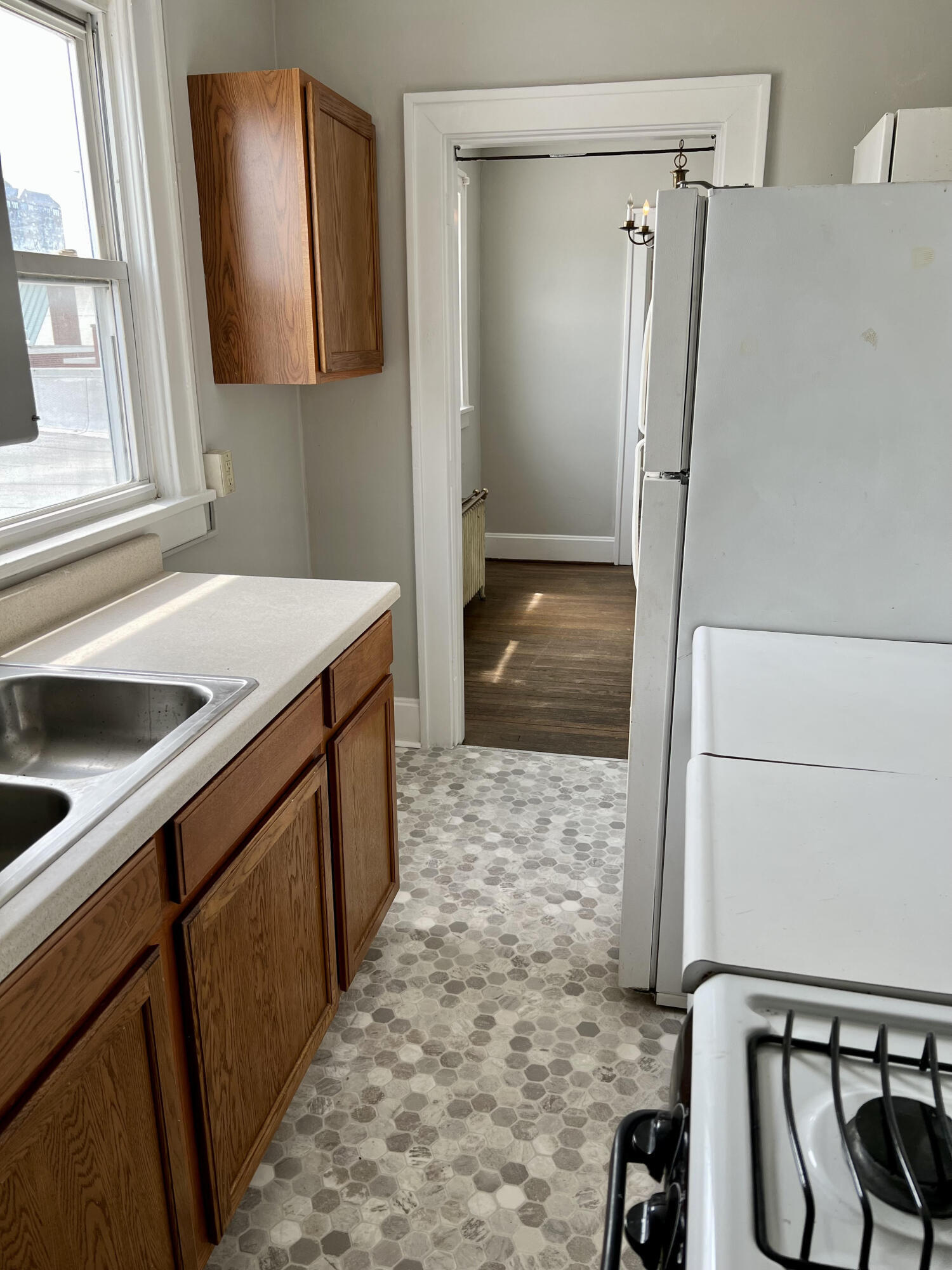 176 Market Street 301 Property Photo 4