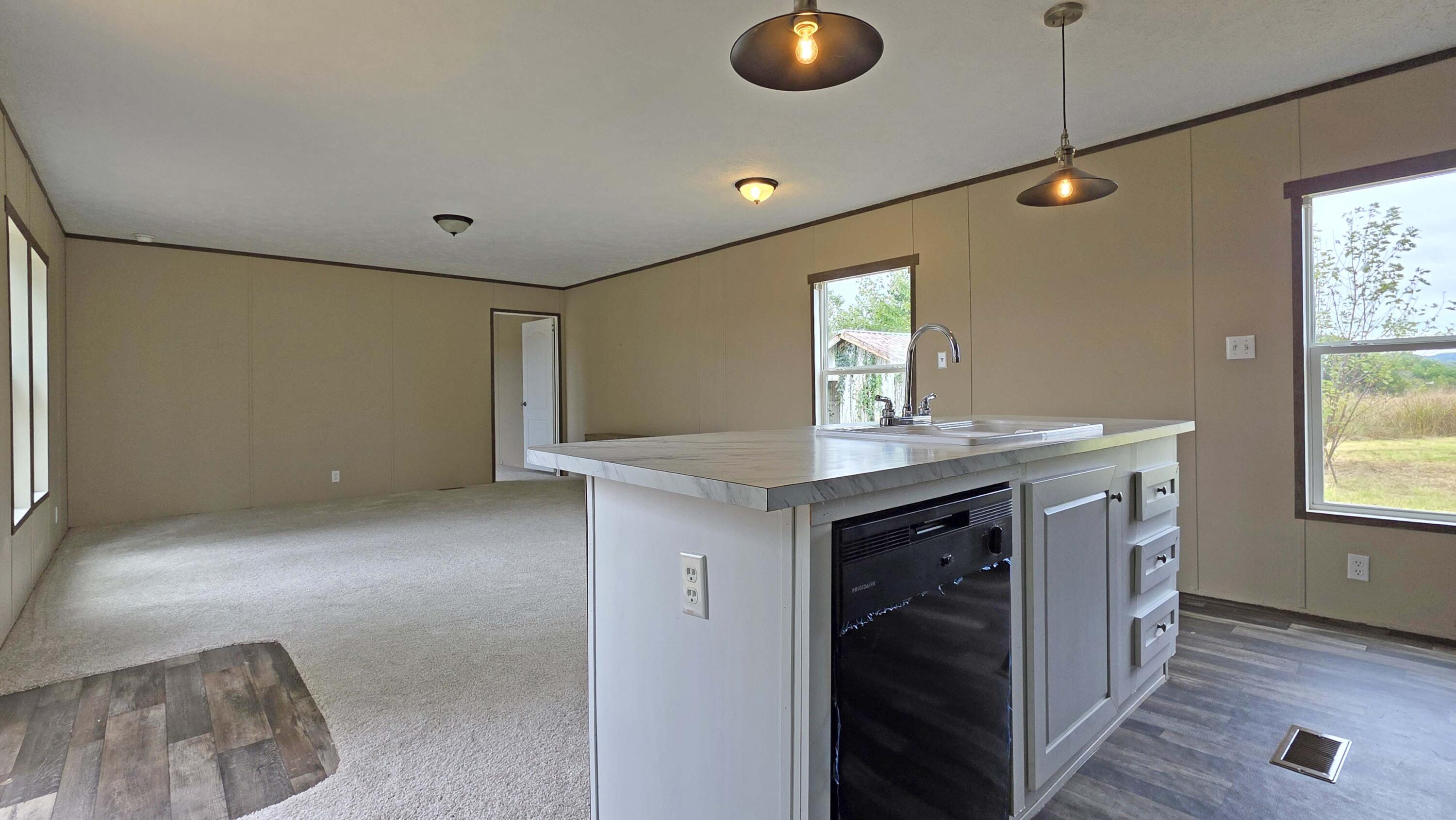 1805 Fogle Road Property Photo 10