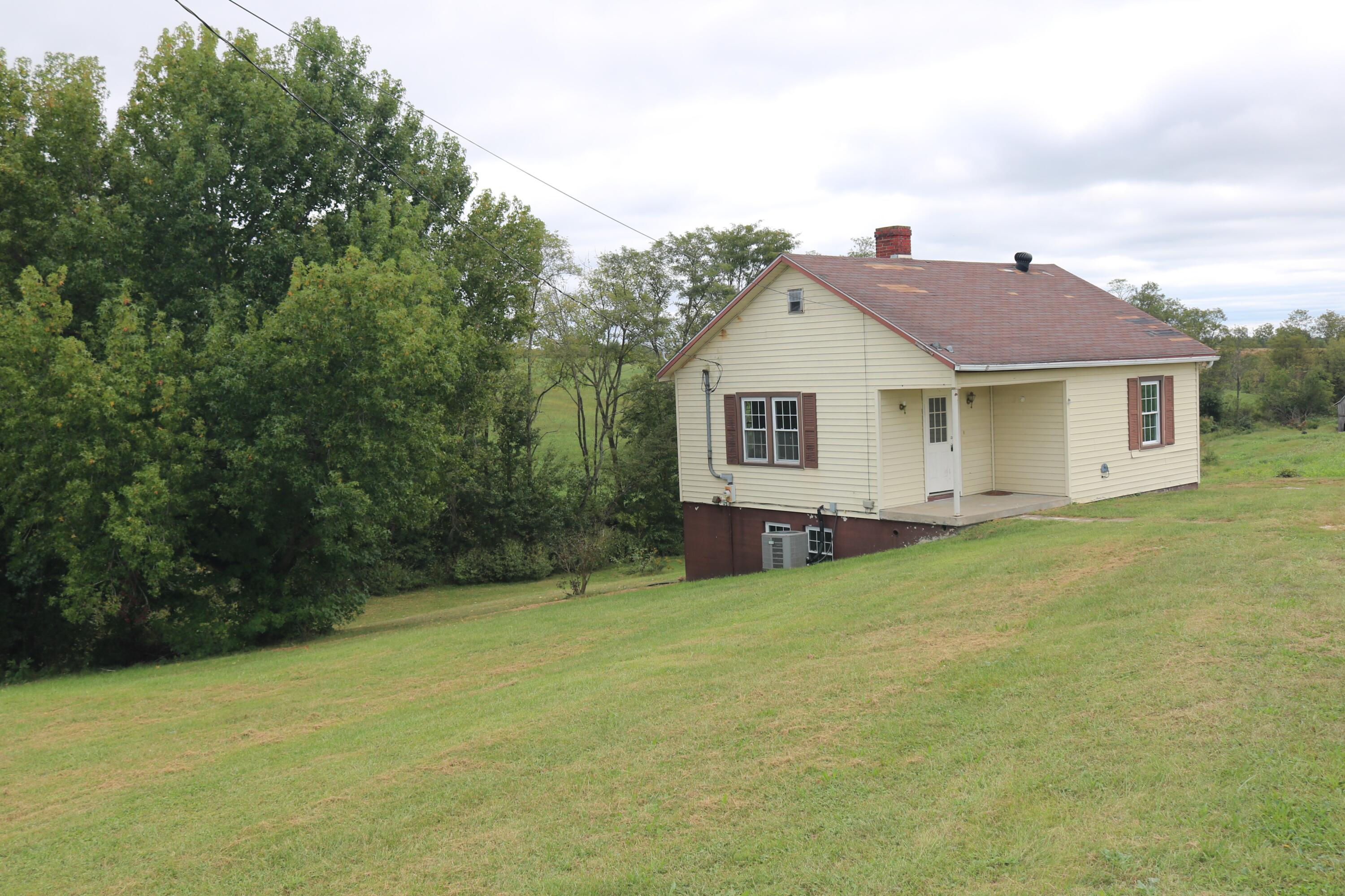 3284 Moorefield Road Property Photo 3