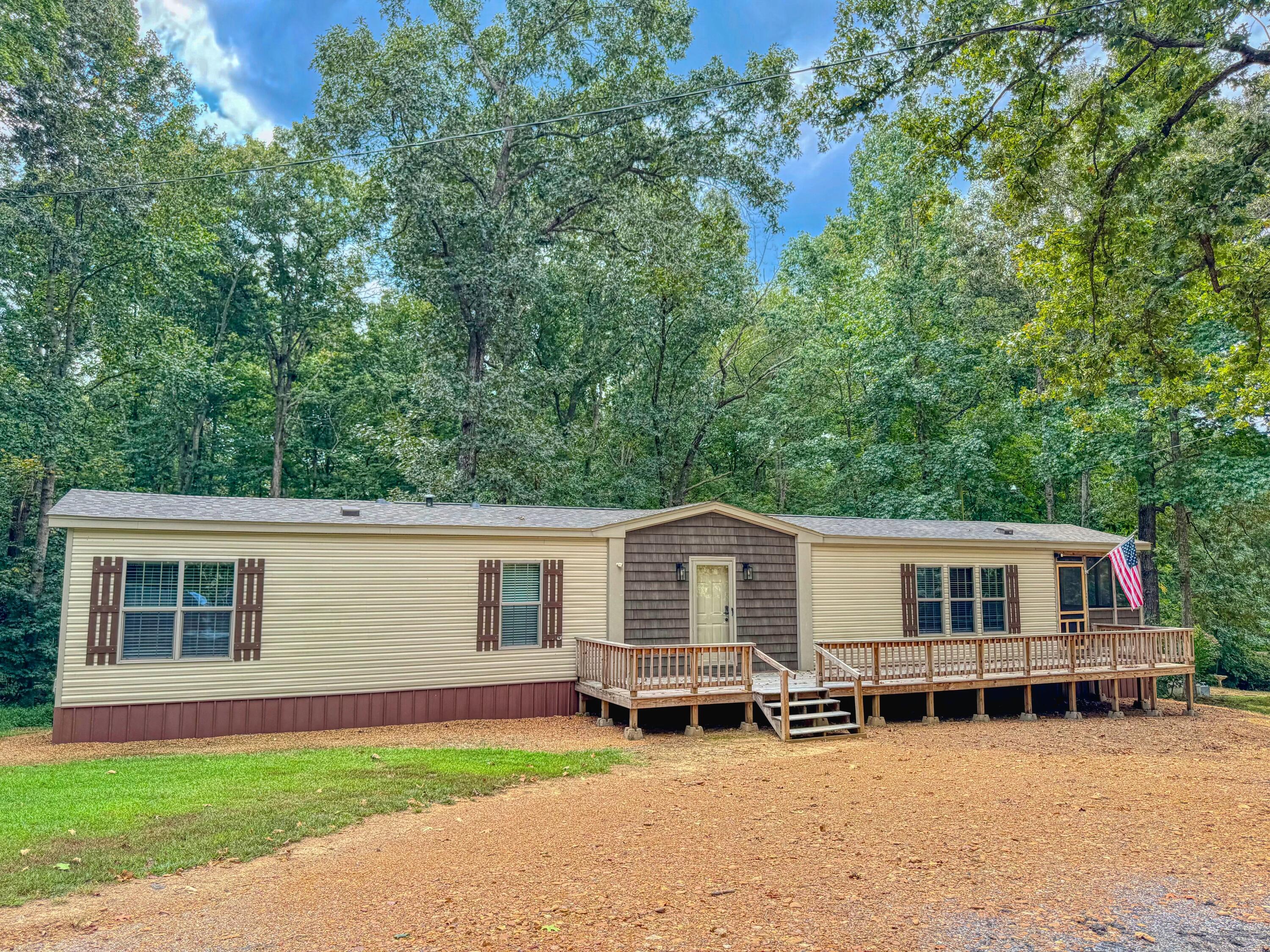 765 Pittman Drive Property Photo 1